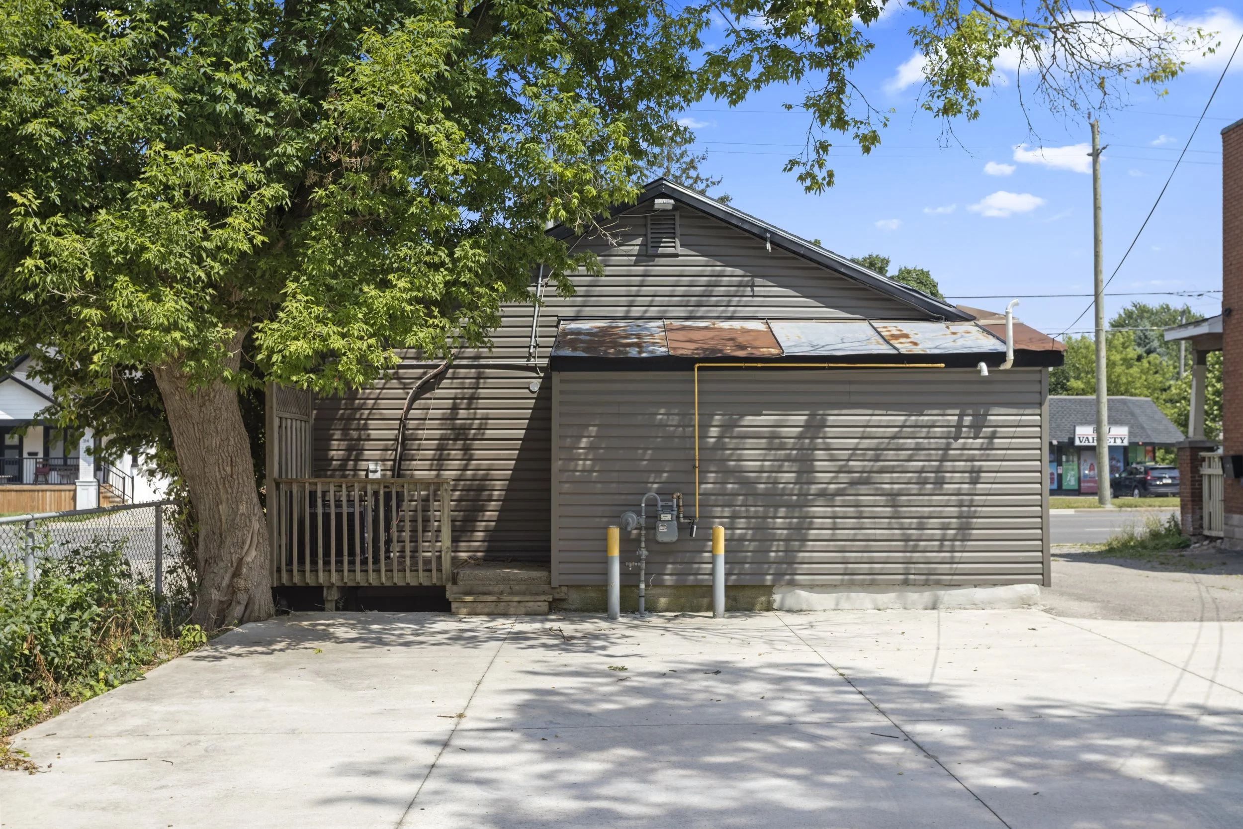 315 Warrencliffe Rd -17.jpg