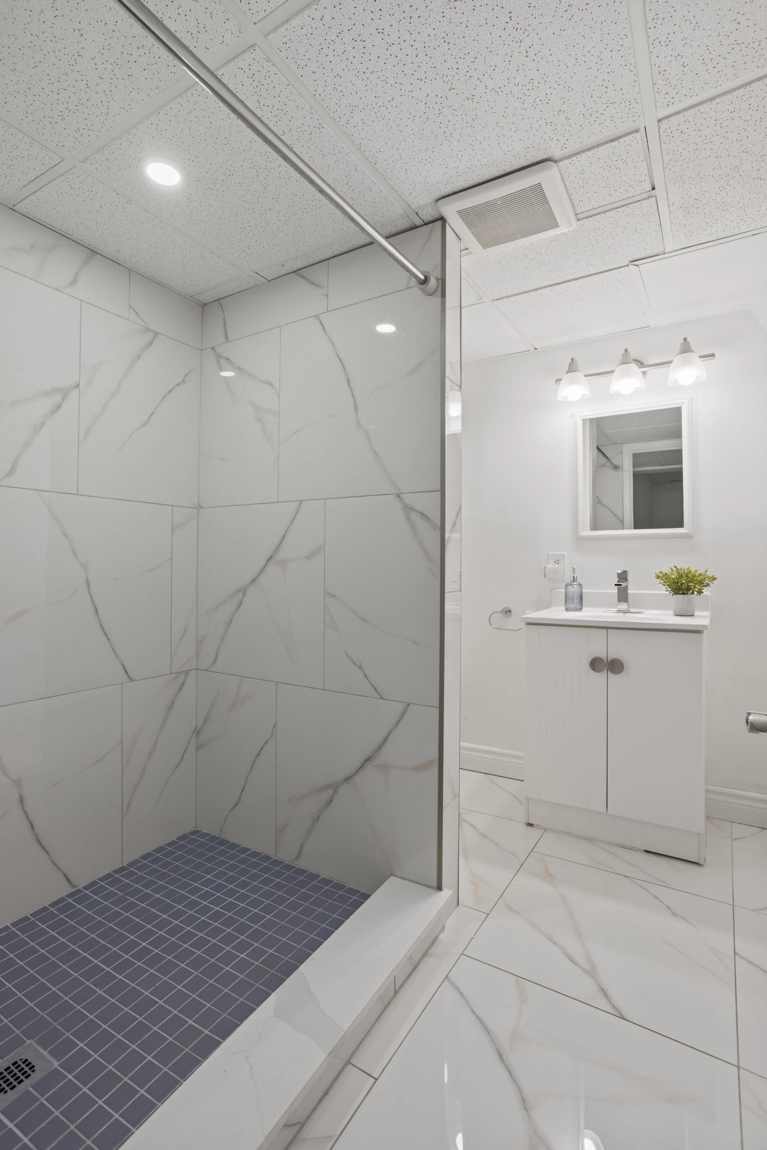 776 Oxford St  -11.JPG