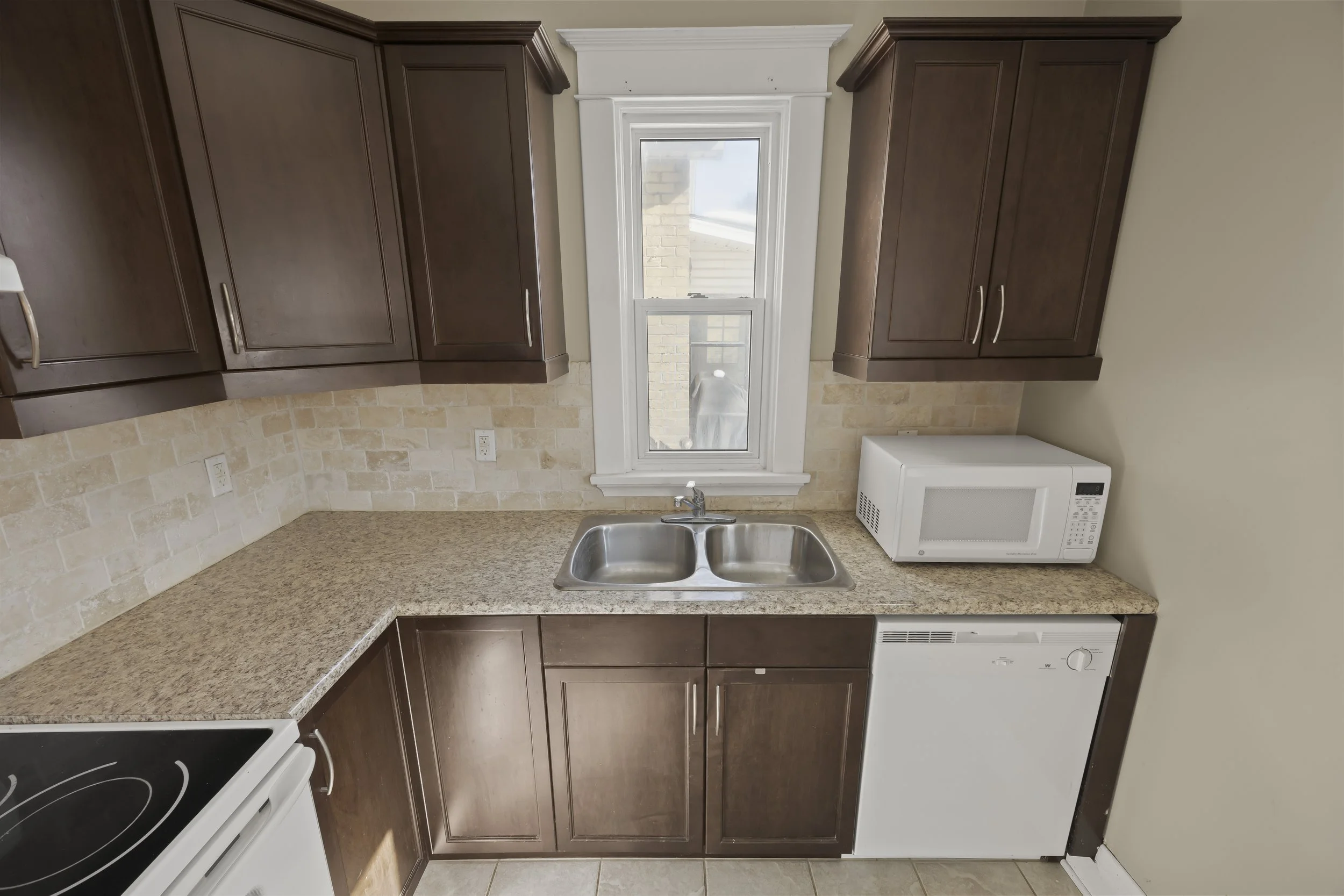 33 Terrance St. -18.JPG