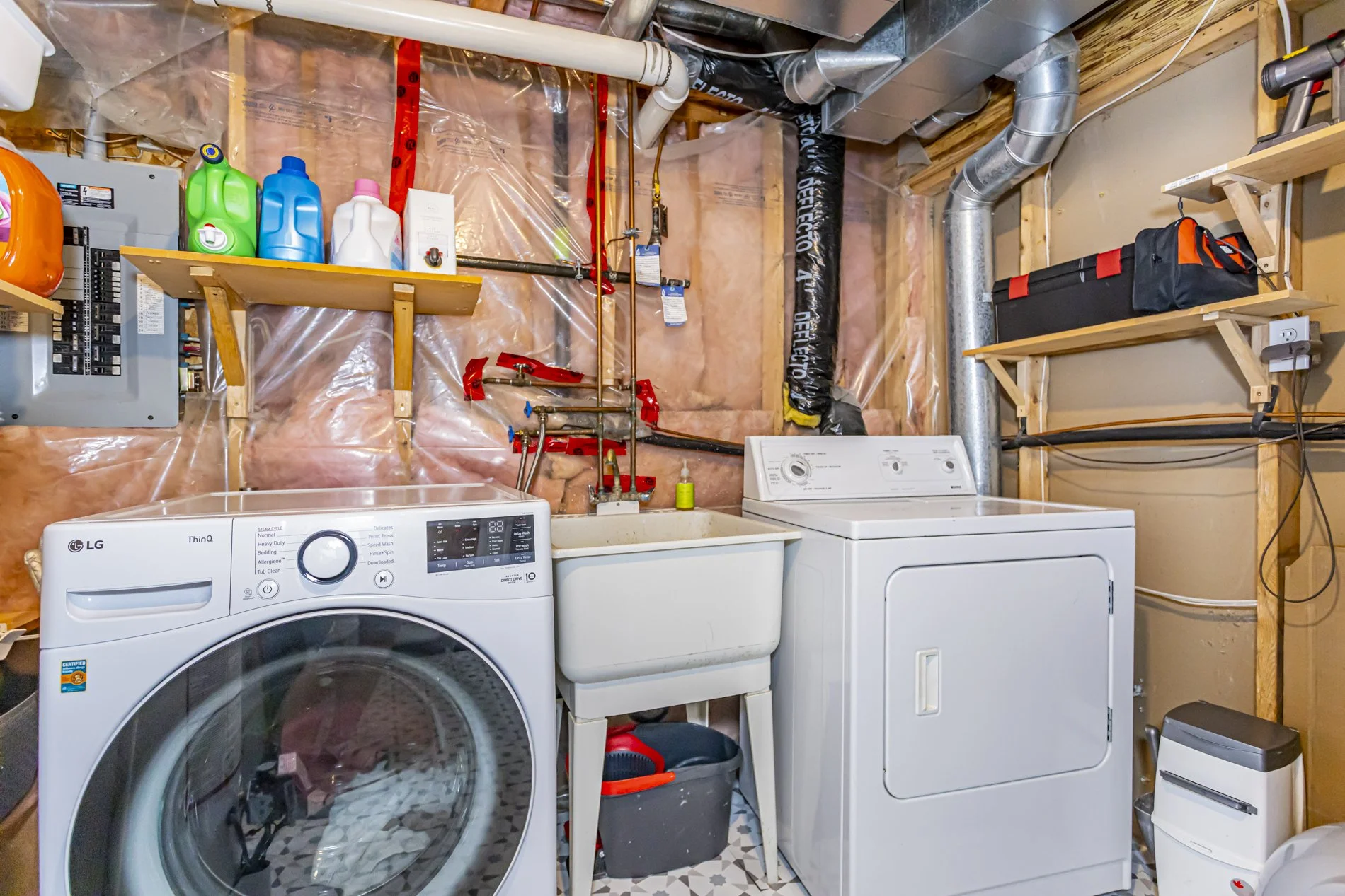 28-750 Osgoode Dr_42.JPG