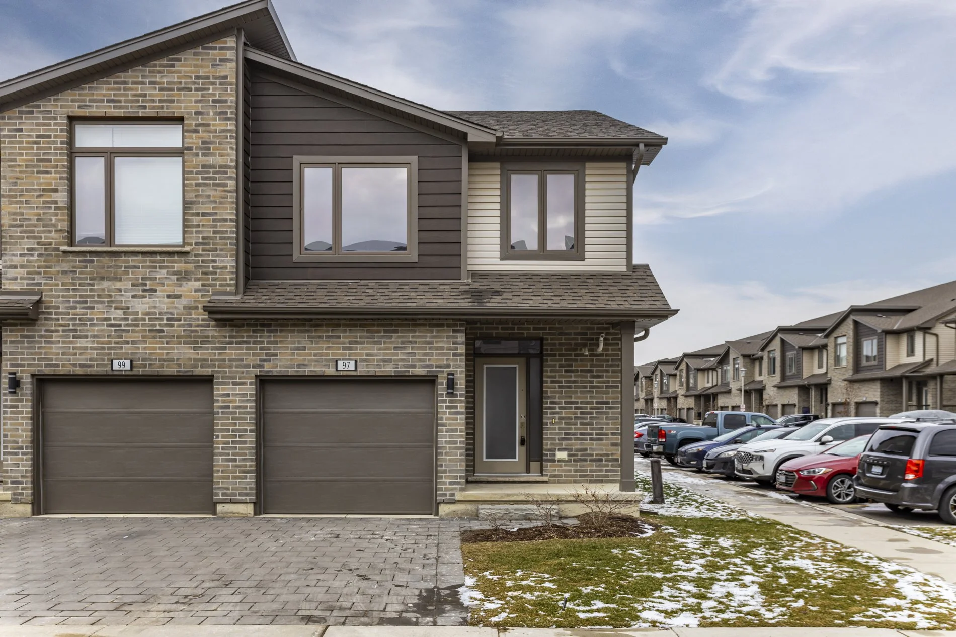 97-1960 Dalmagarry Rd_02.jpg