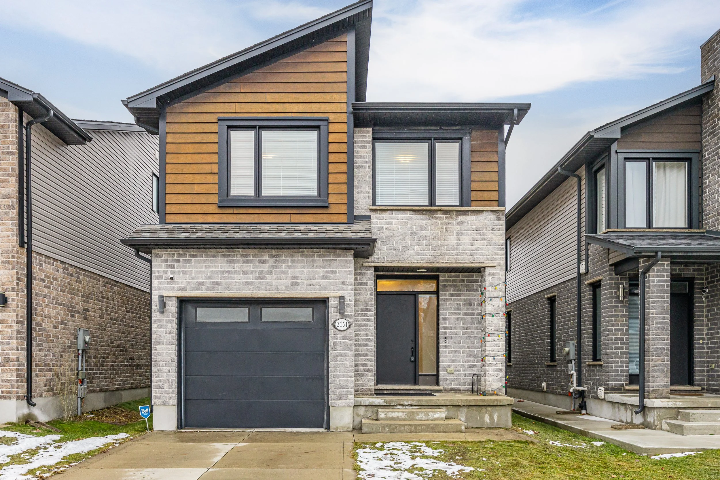 2161 Tribalwood St London -01.jpg