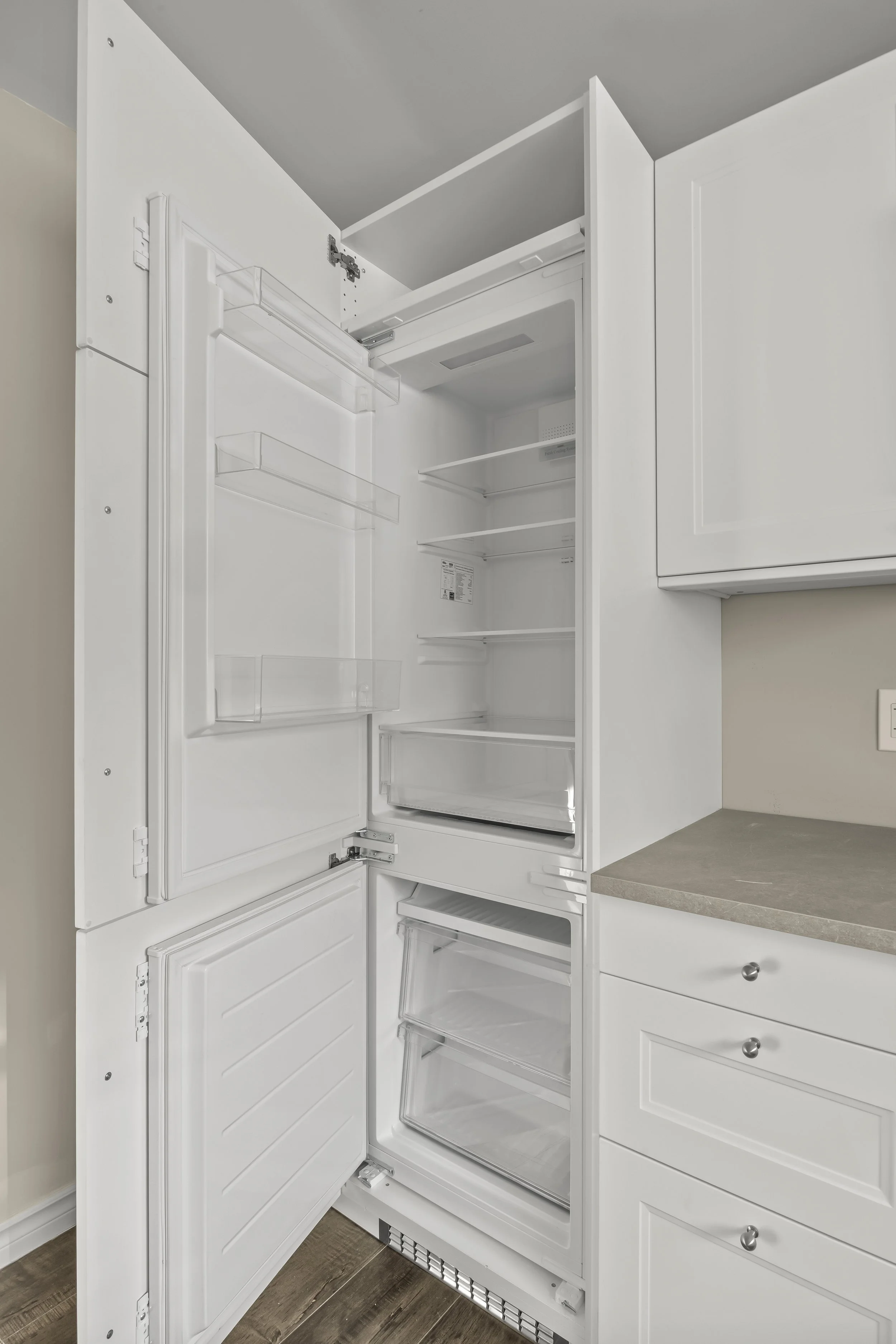 329 Thompson Rd -09.JPG