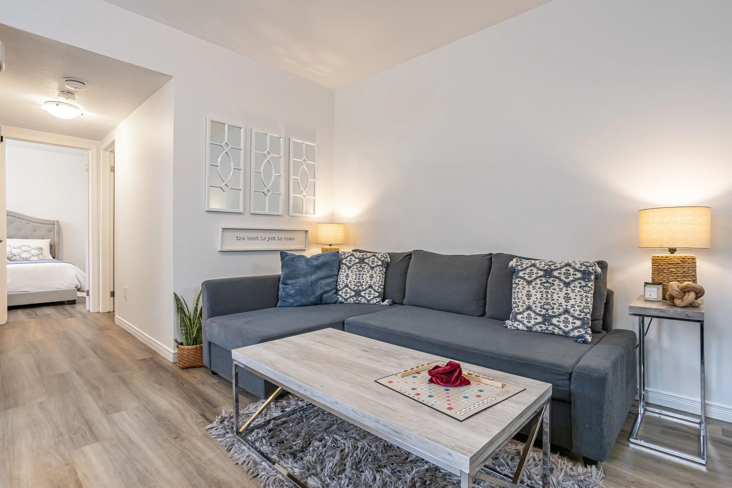 35-3200 Singleton Ave-14.jpg