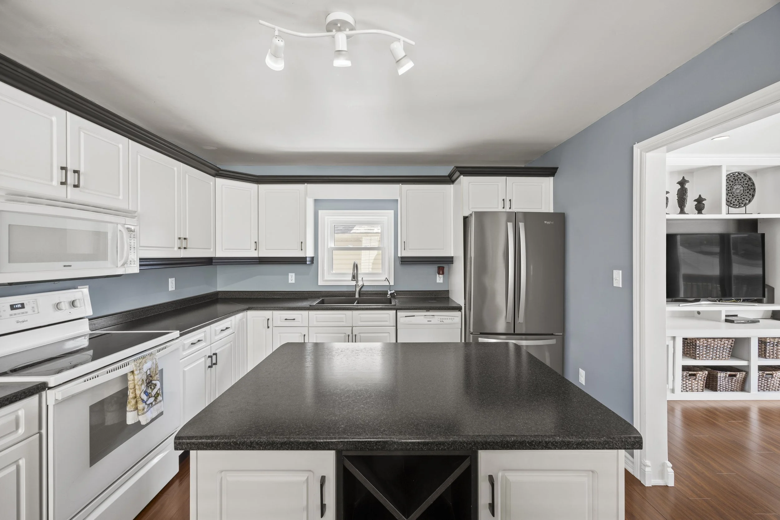 1429 Aspenridge Cres -12.JPG