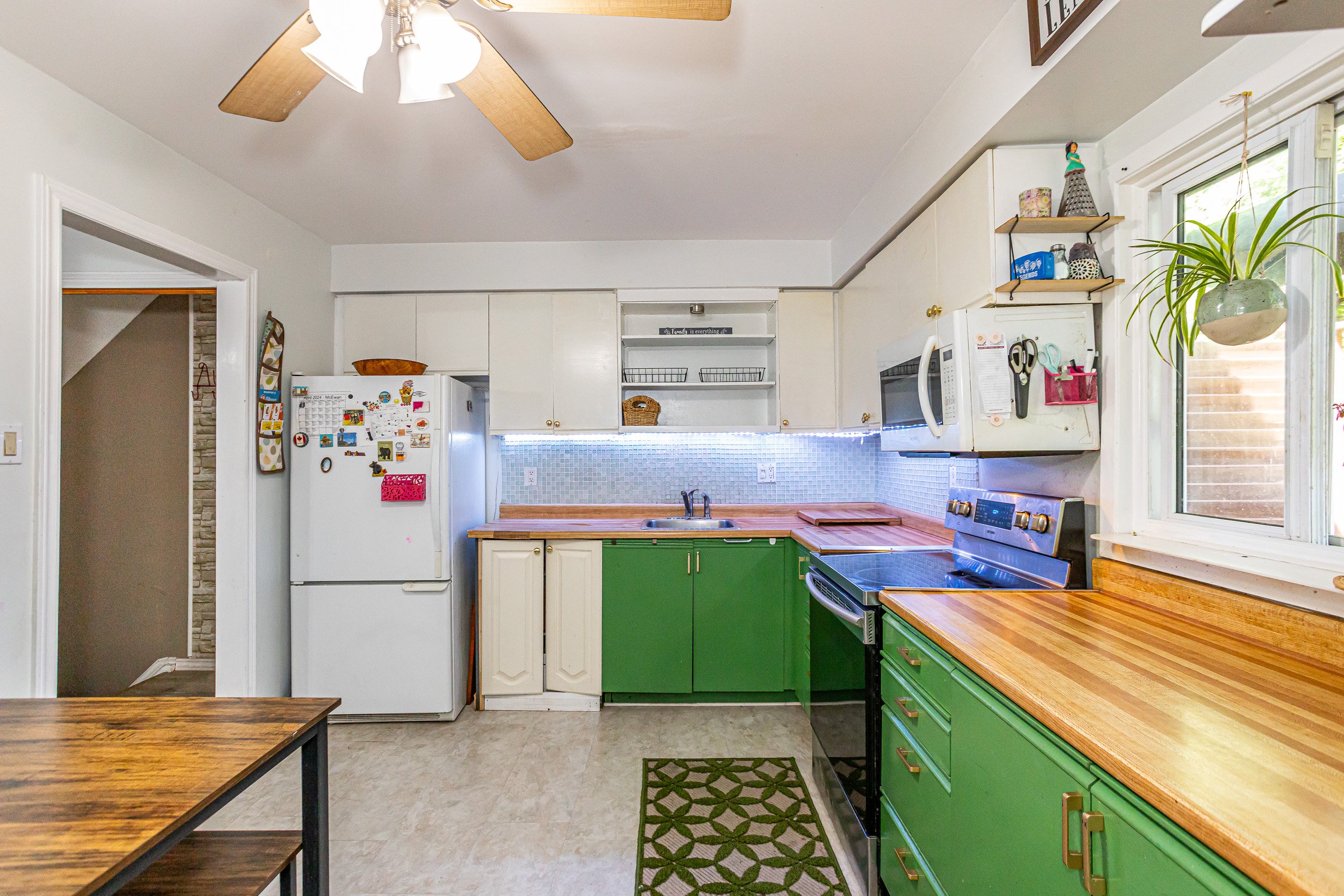 22-311 Vesta Rd-17.jpg