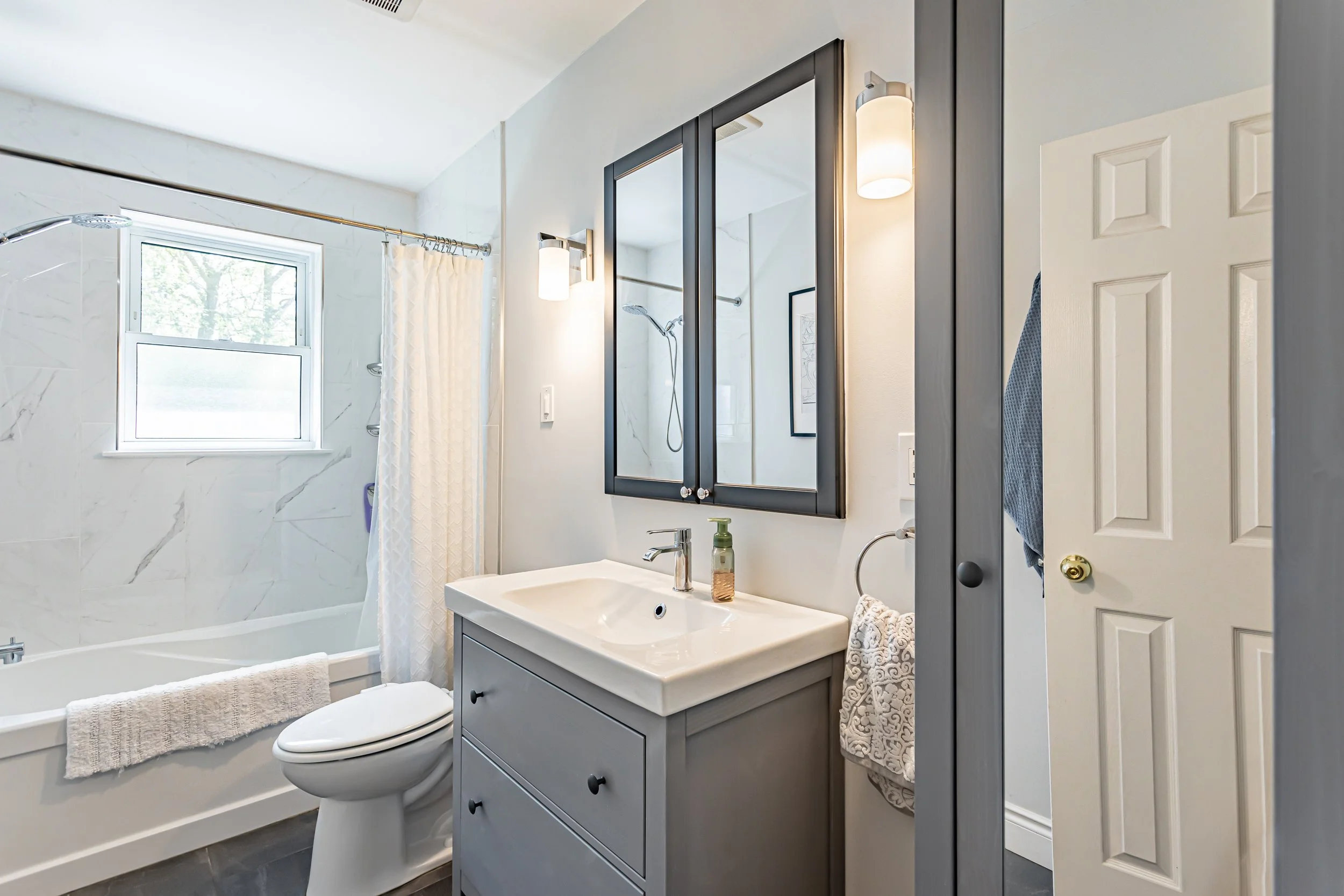 310 Manitoulin Dr-19.jpg