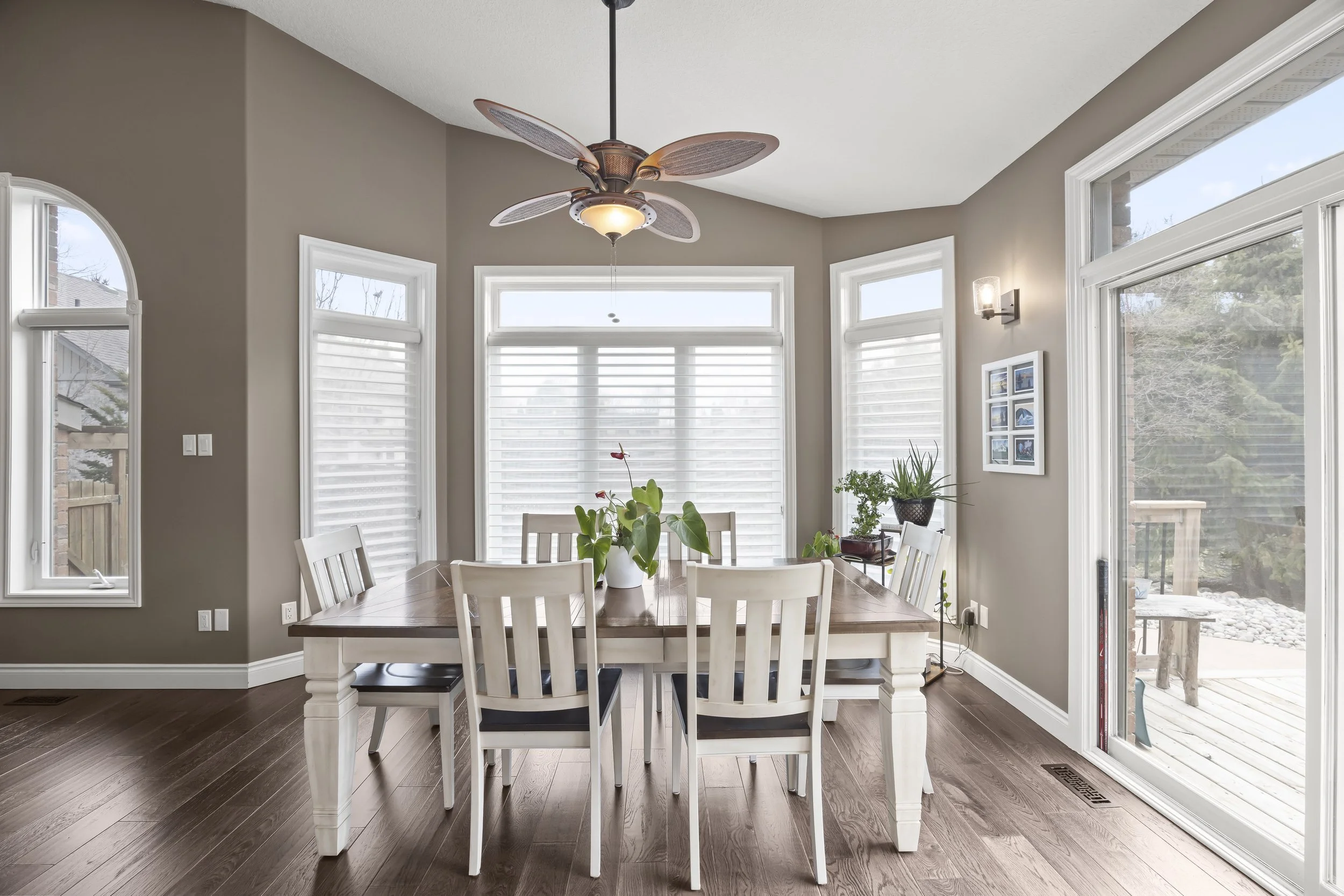 10159 Meadowlily Cres -19.JPG