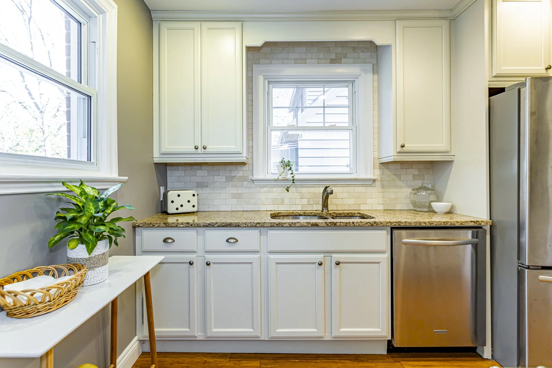 44 Briscoe St E_23.jpg