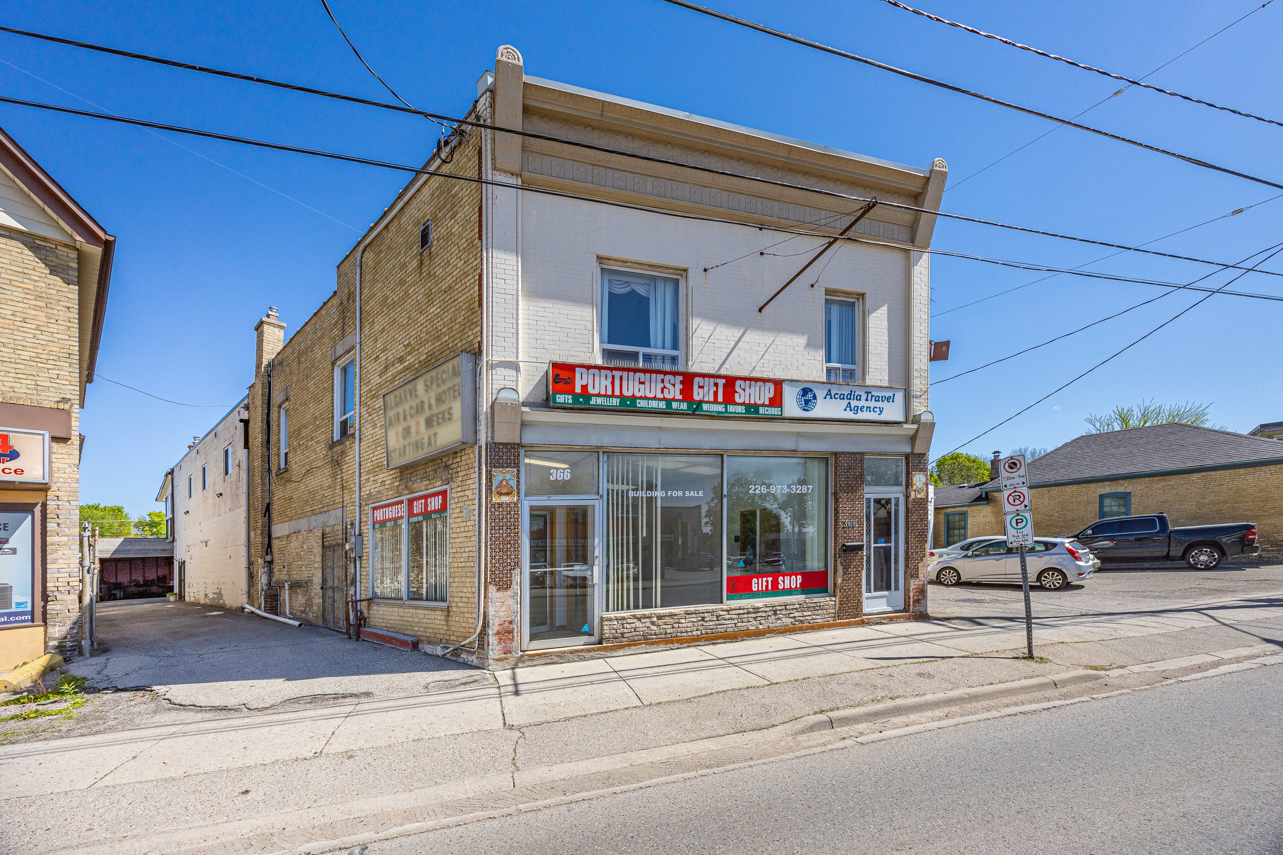 366 Hamilton Rd -01.jpg