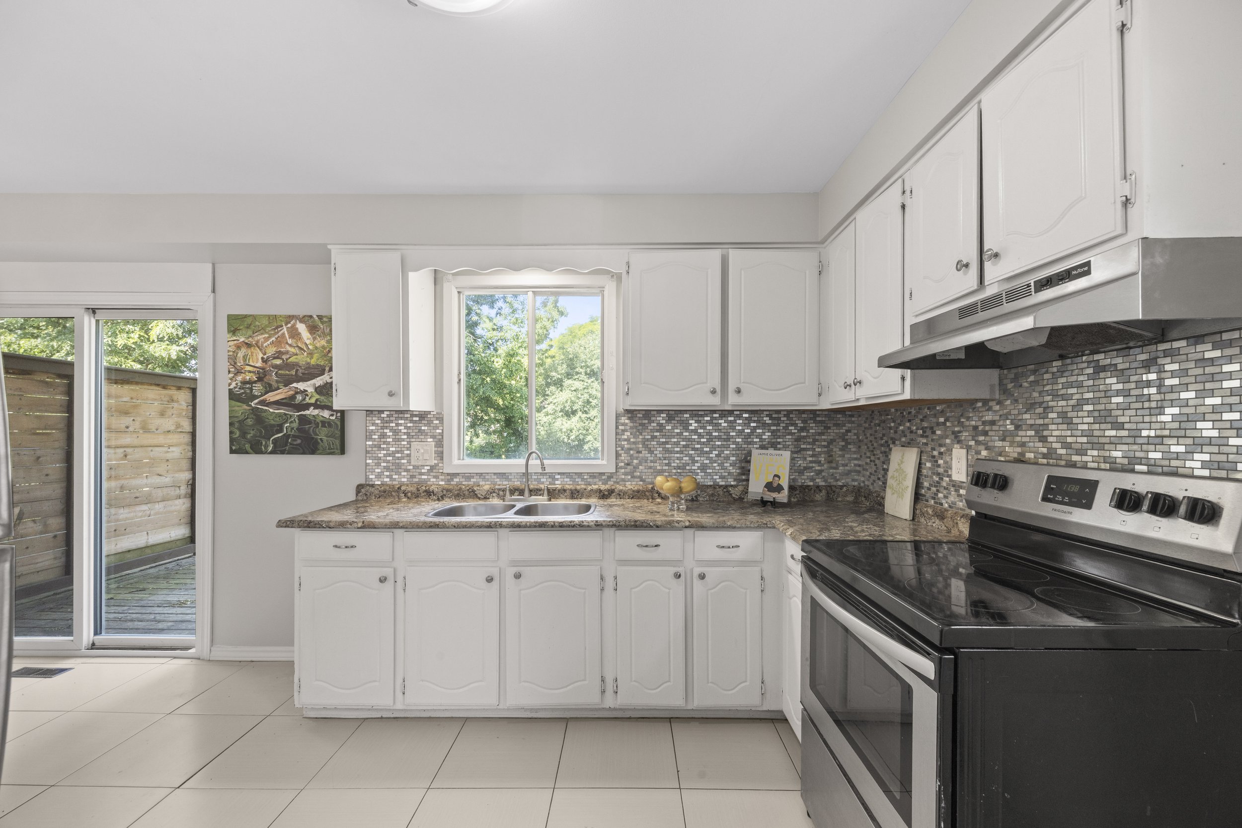 1767 Aldersbrook Rd -35.JPG