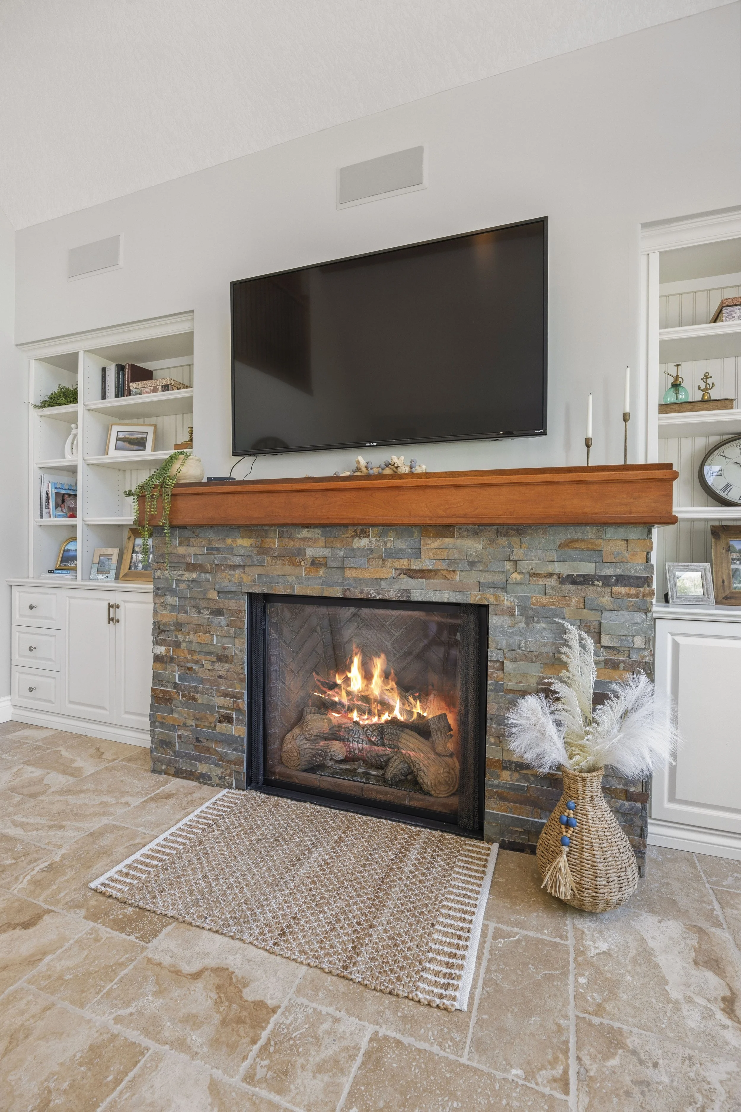 71257 Elizabeth St -22.JPG