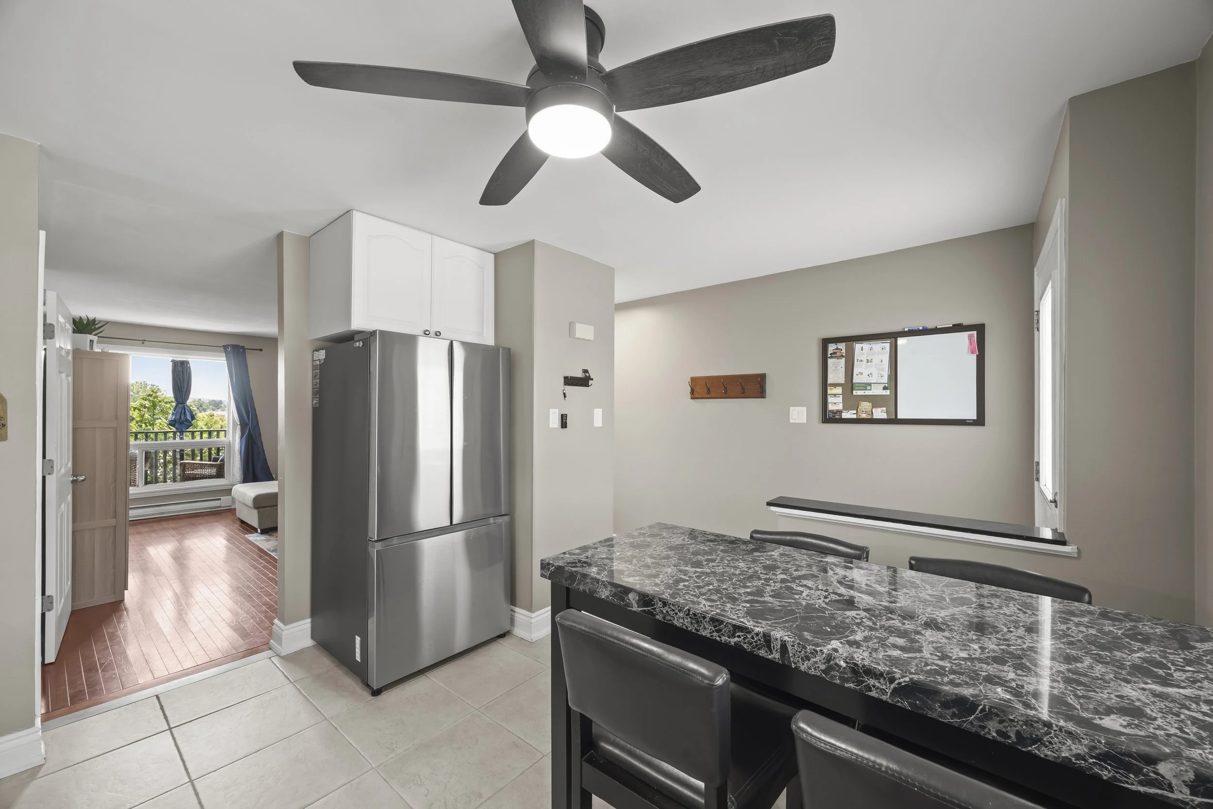 3-47 Blandford St -29.JPG