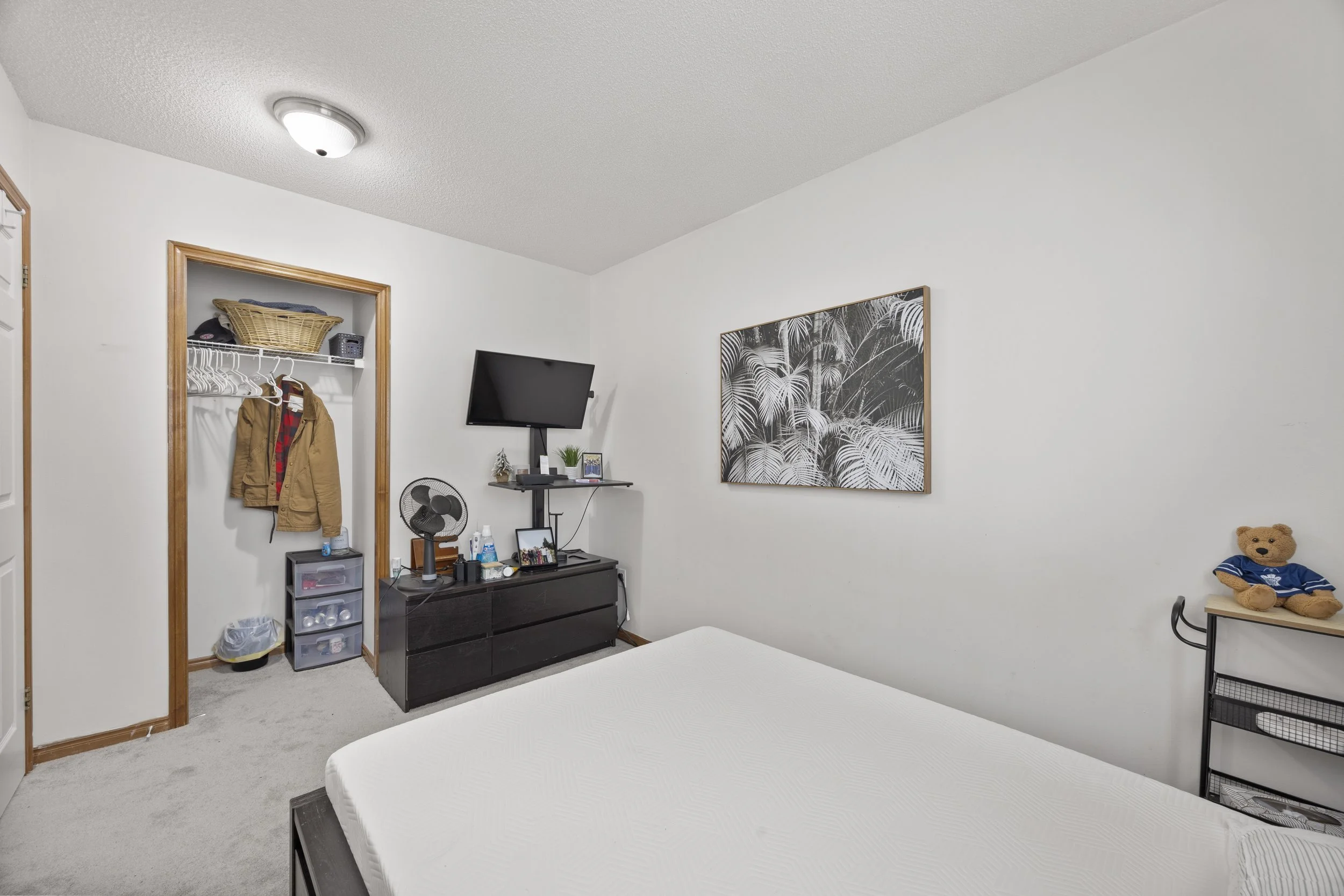 351 Fleming Dr -23.JPG