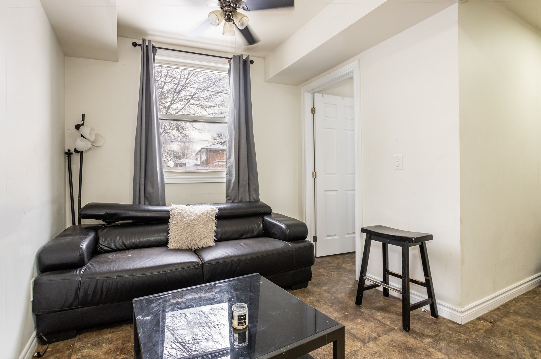 86 Wilson Ave-12.jpg