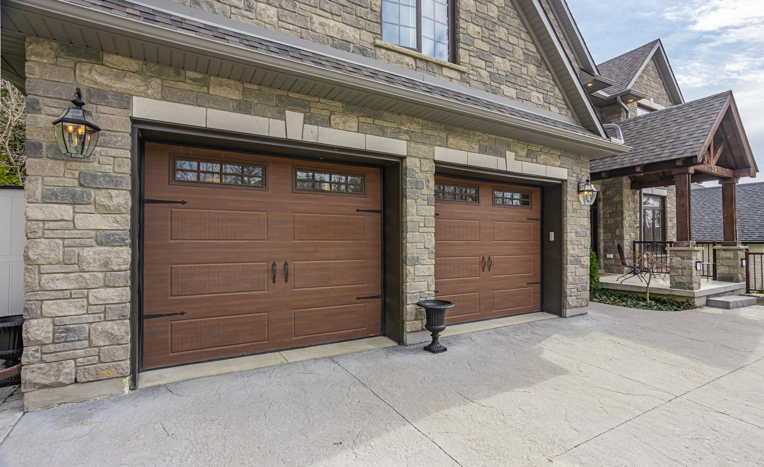 2-159 Windermere Rd-6.jpg