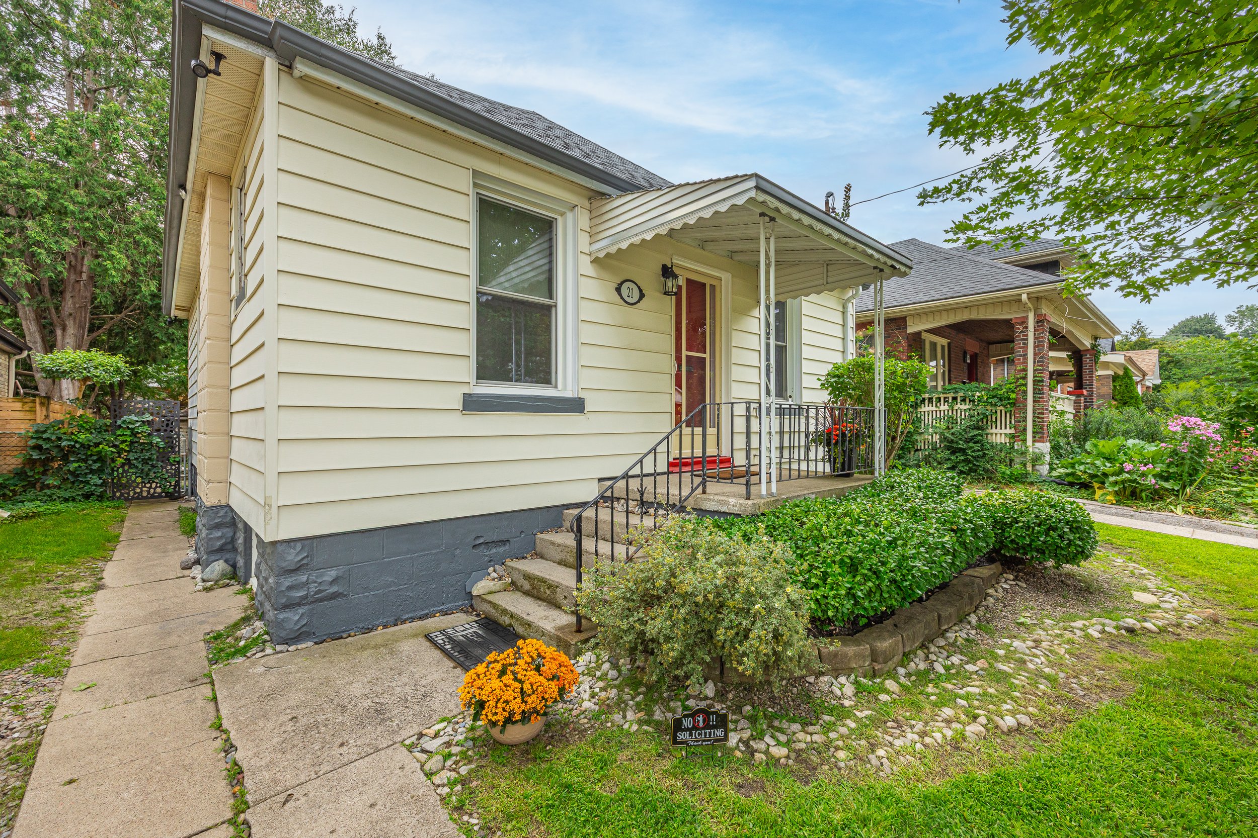 21 Wolseley Ave -04.jpg