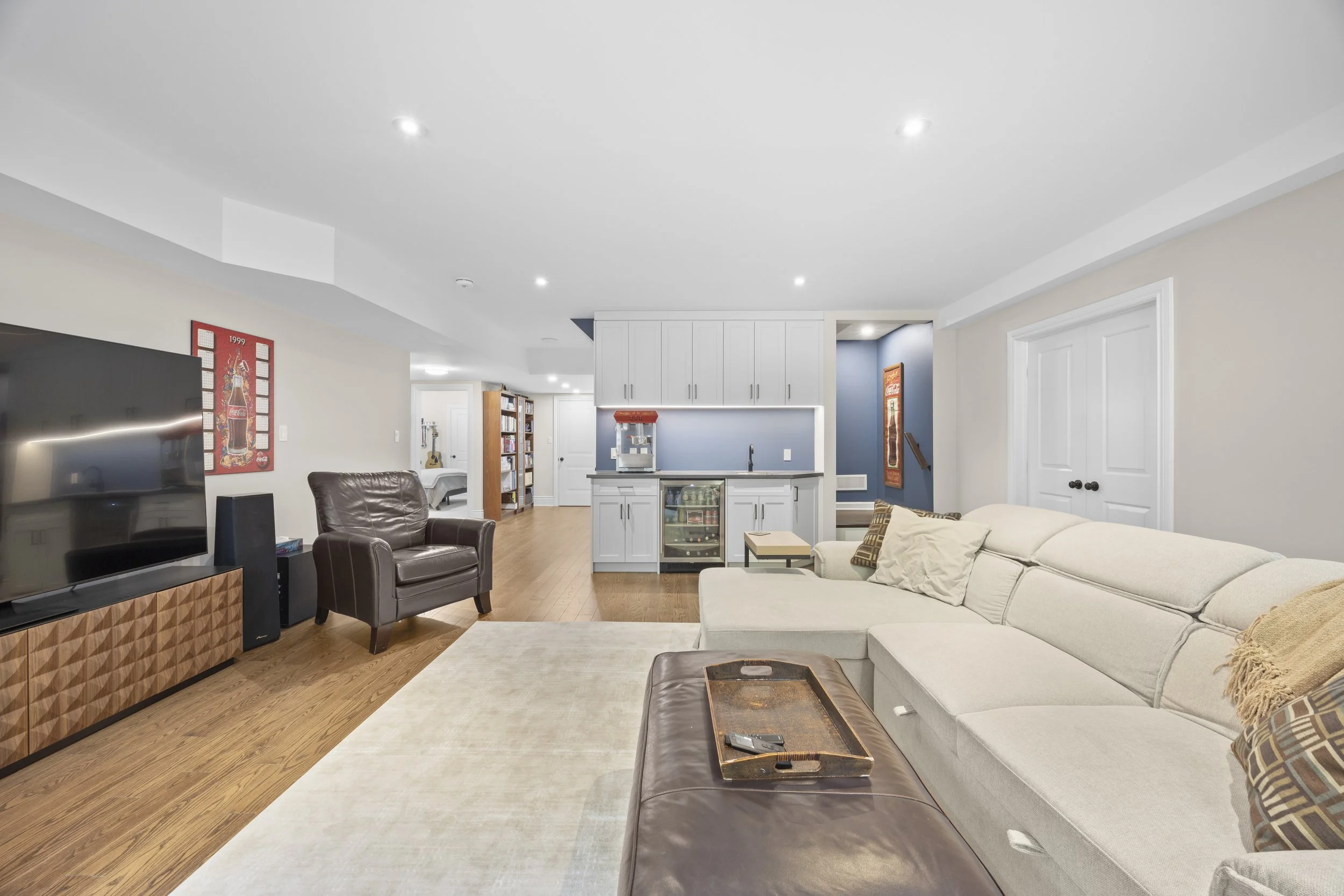 2263 Dauncey Cres -33.JPG