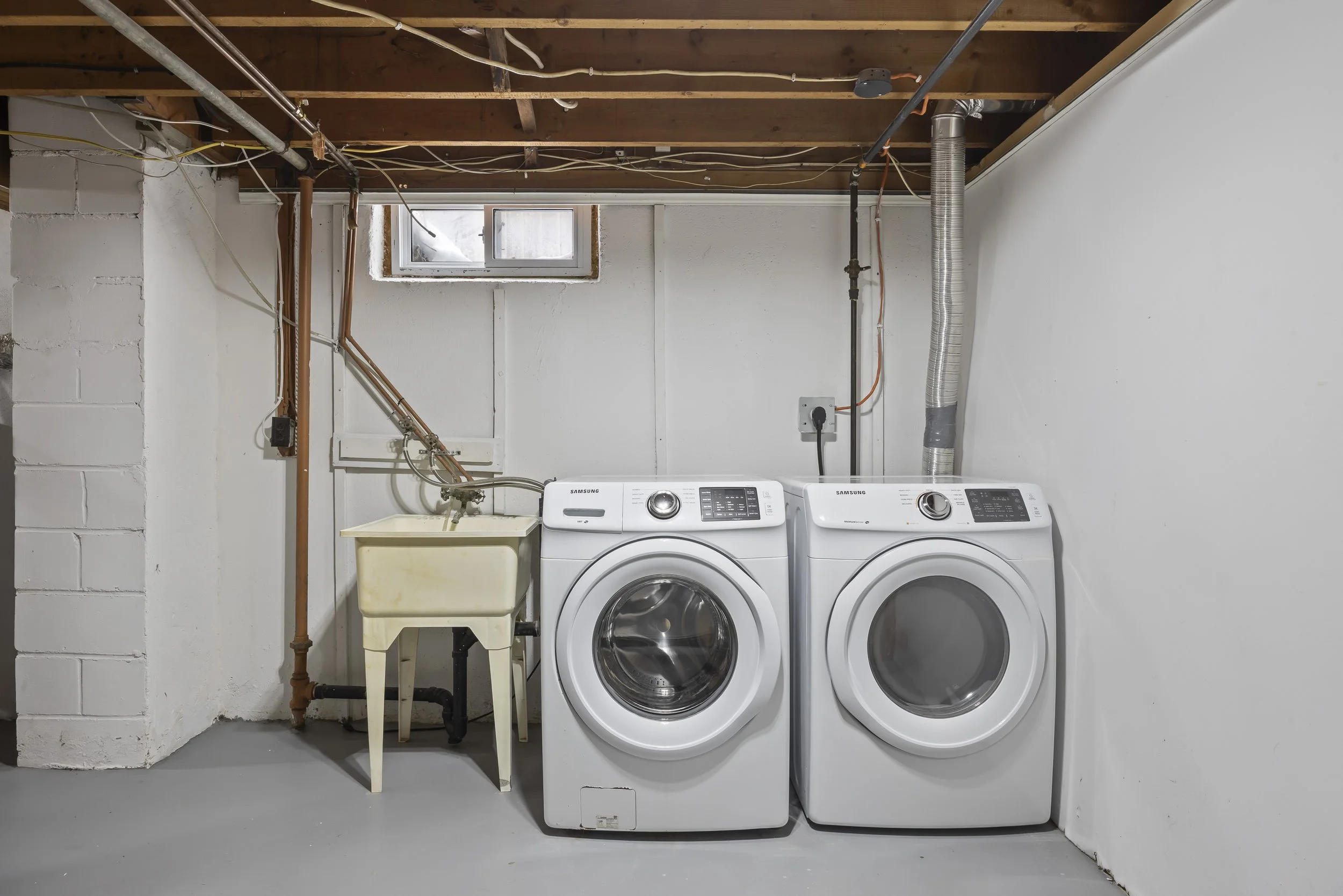 149 Jasper Cres -35.JPG