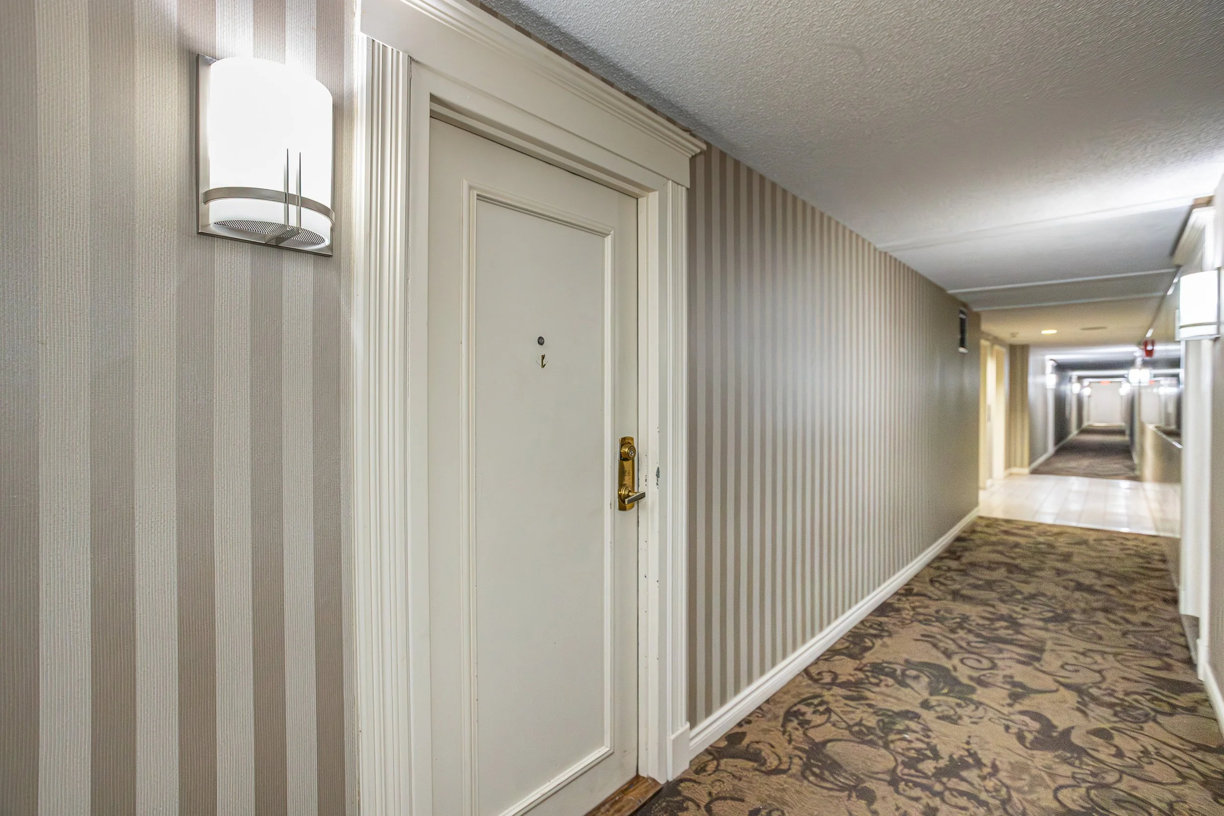 606-57- Proudfoot Lane-32.jpg
