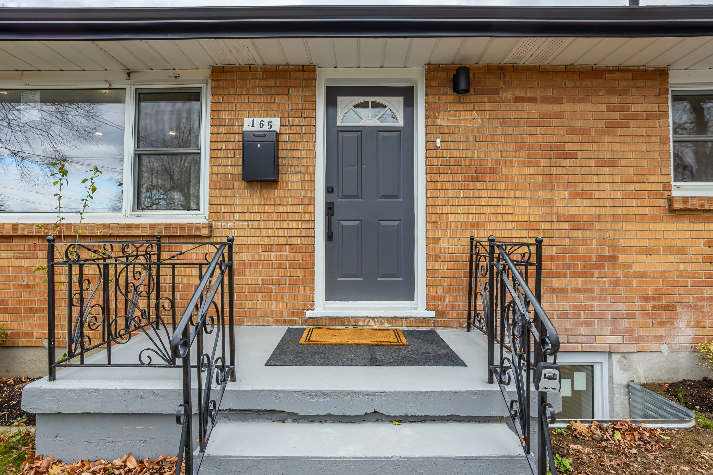 165 Fairhaven Cir-5.jpg