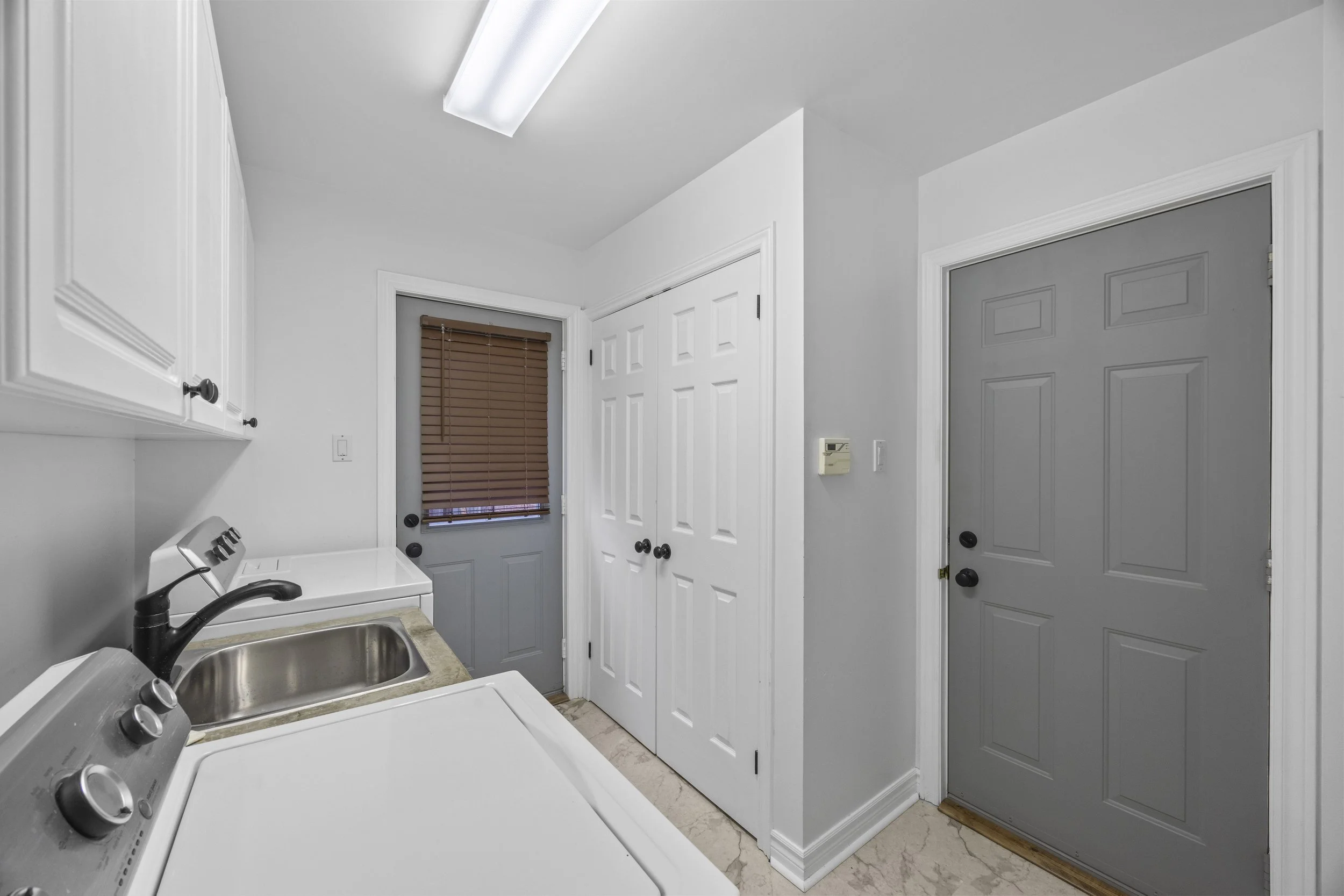 940 Manchester Rd -24.JPG