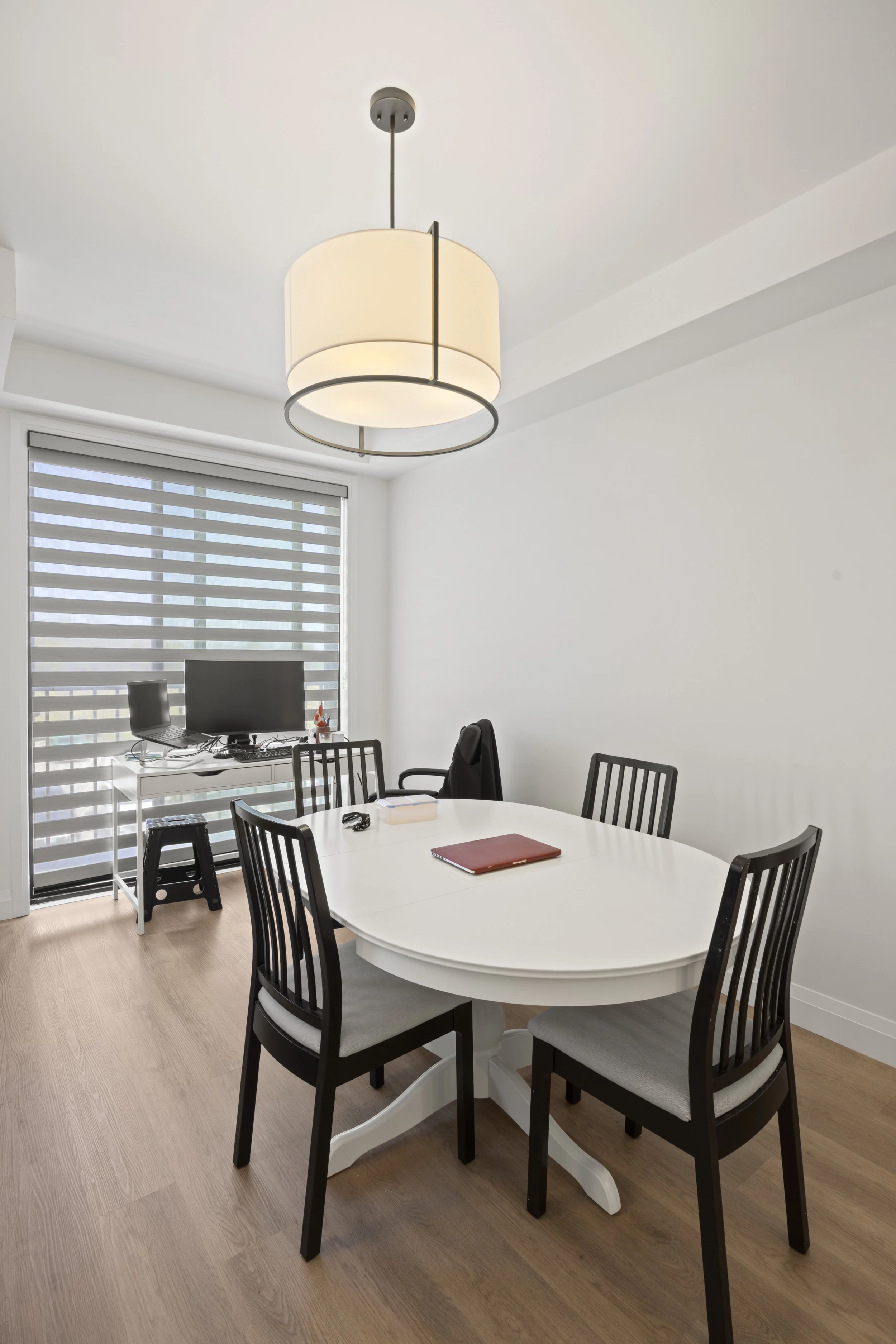 187-3900 Savoy St -14.JPG