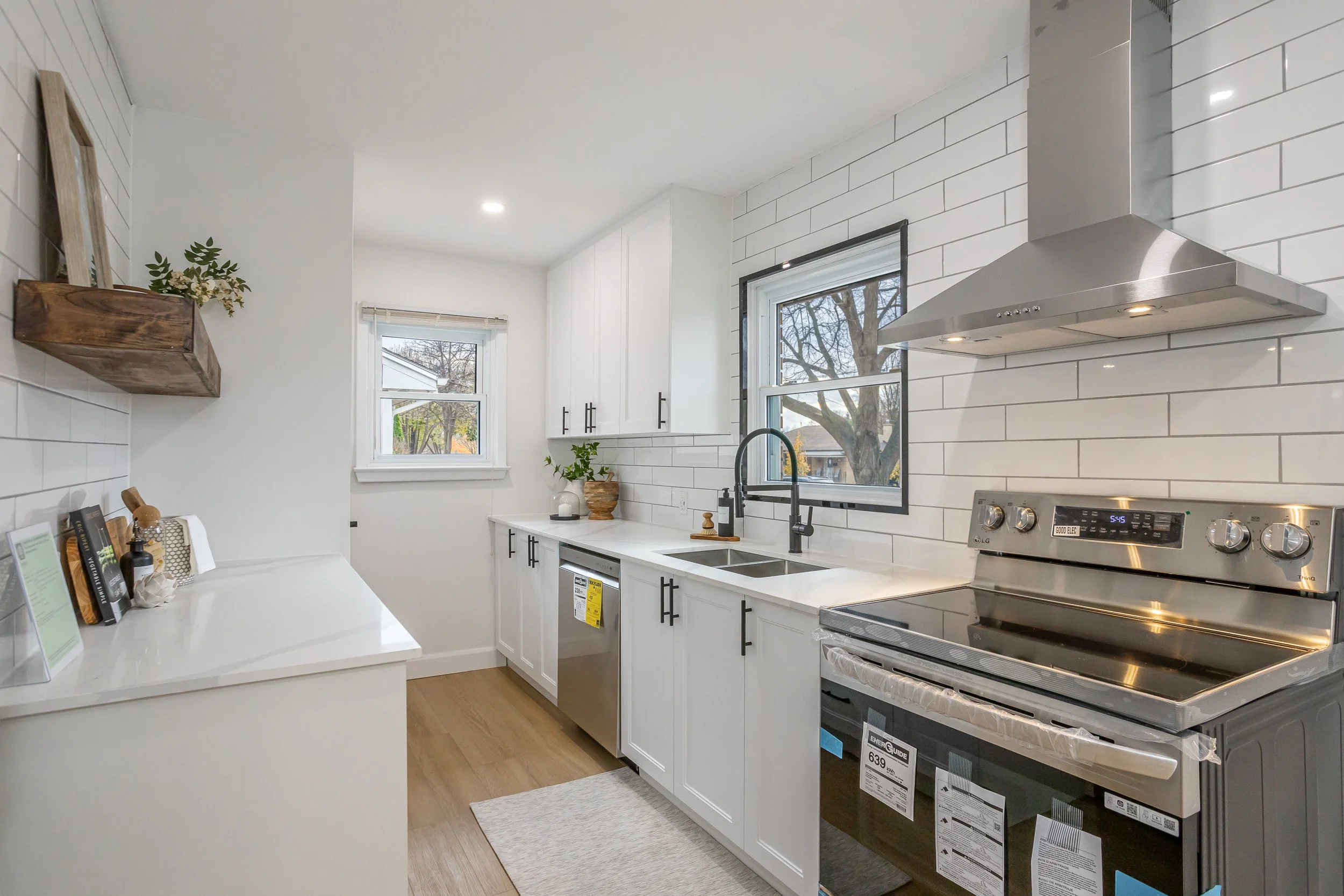 165 Fairhaven Cir-11.jpg