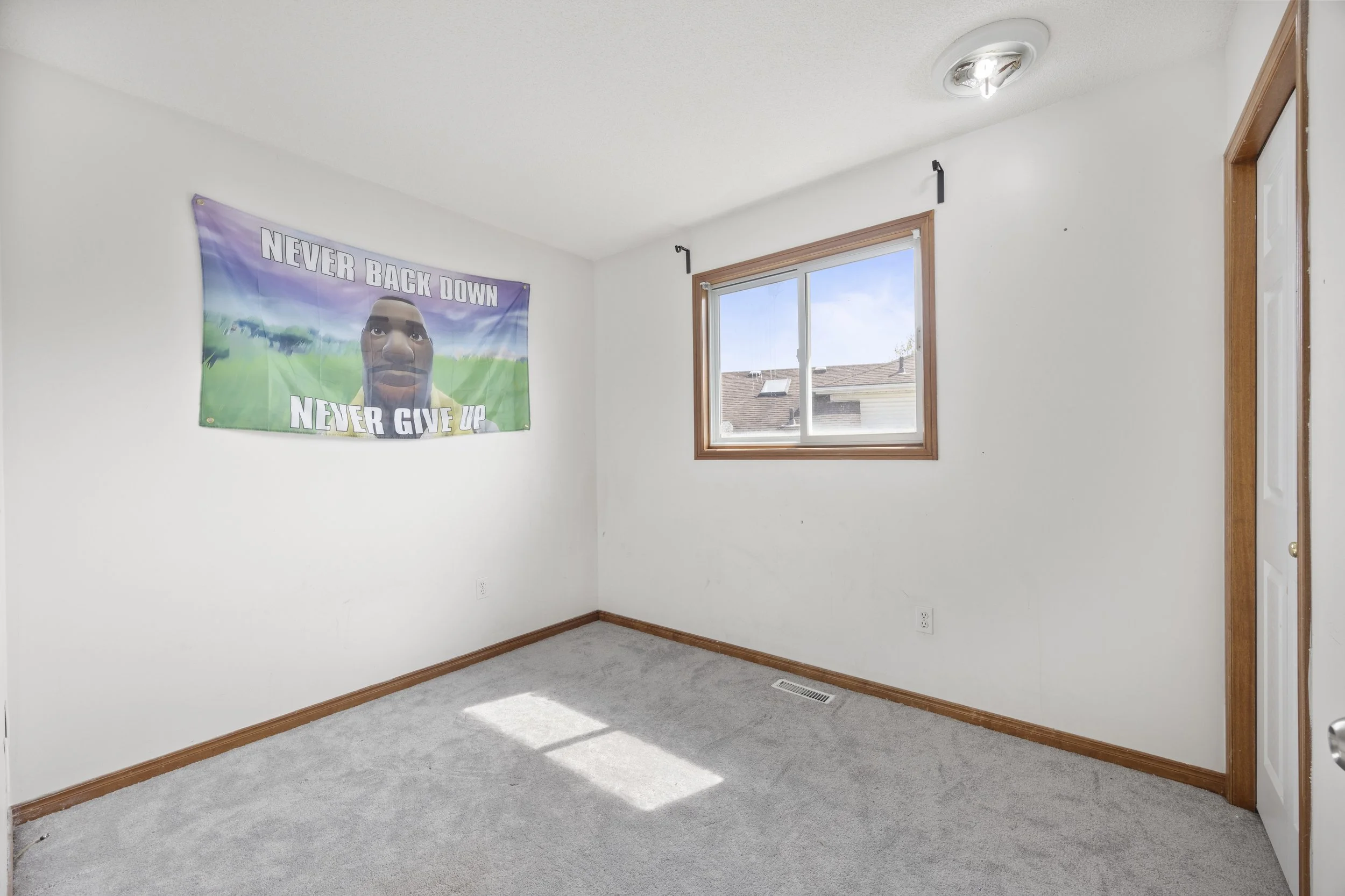 351 Fleming Dr -26.JPG