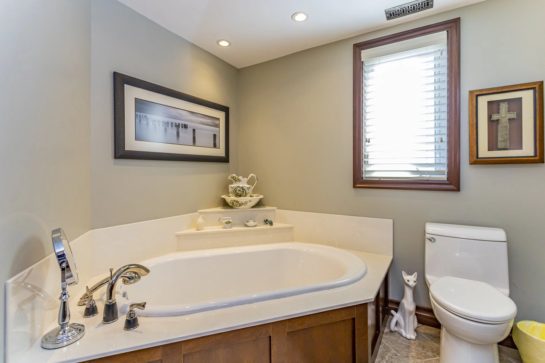 12070 Rose Beach Line_24.jpg