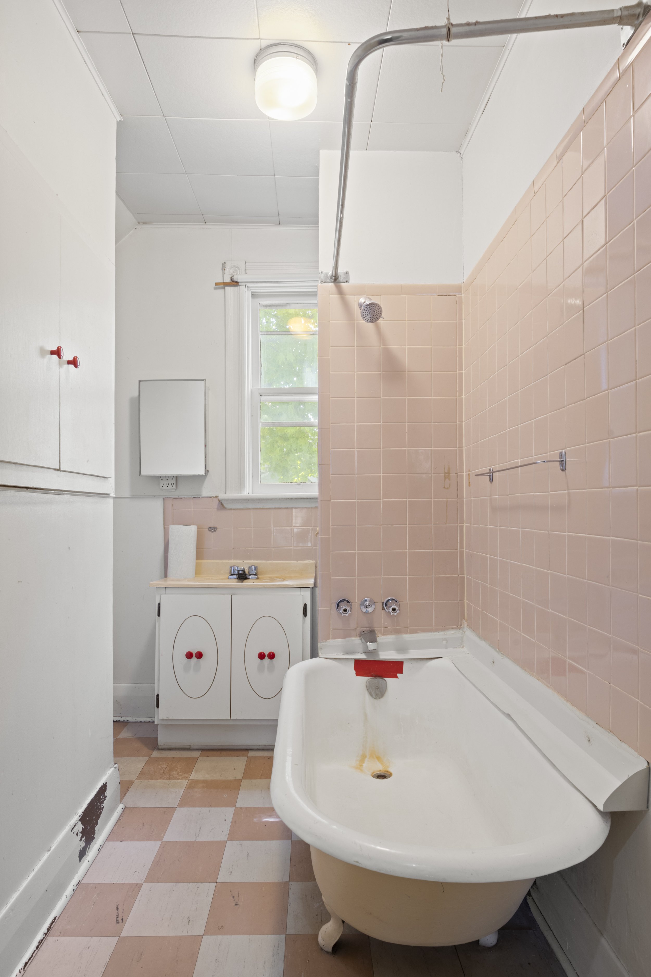 553 Piccadilly St -24.JPG