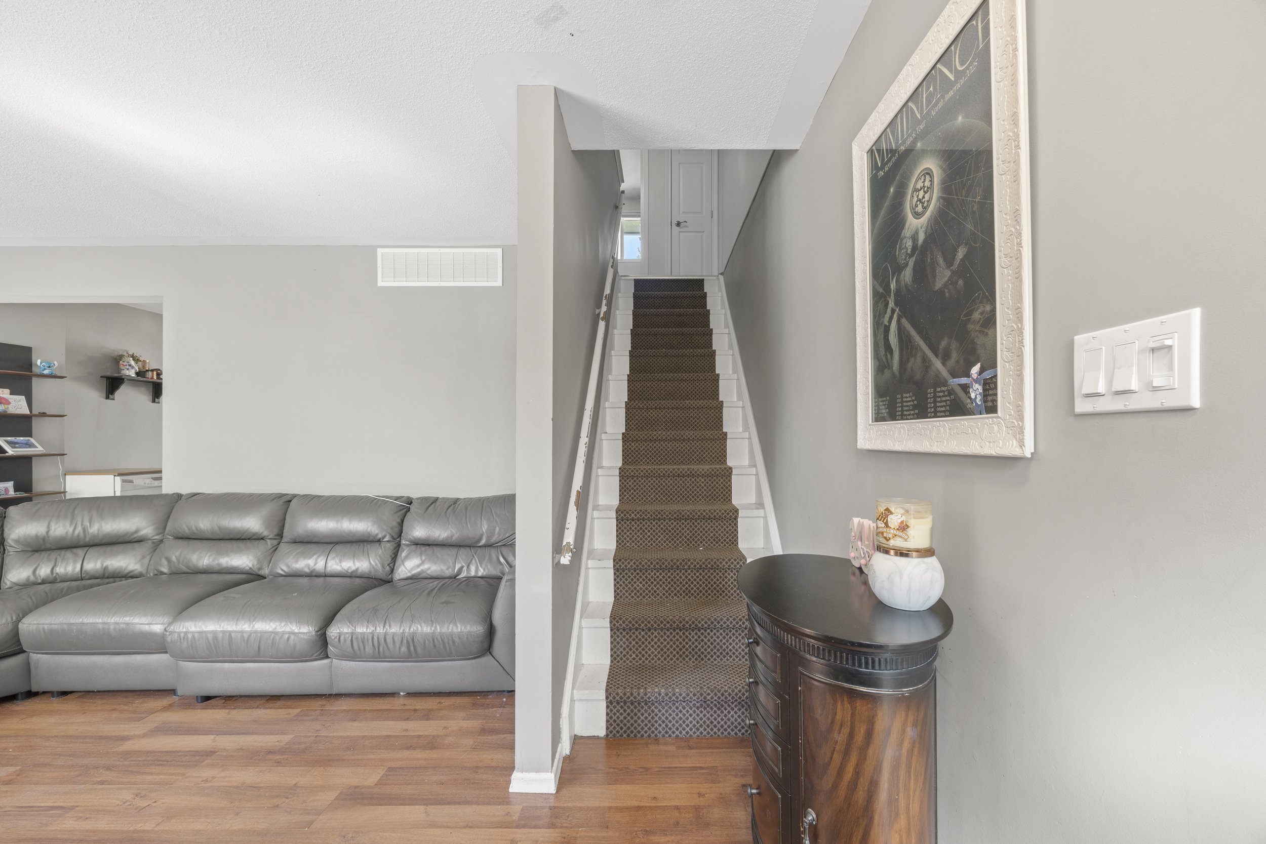 1769 Aldersbrook Rd -08.JPG