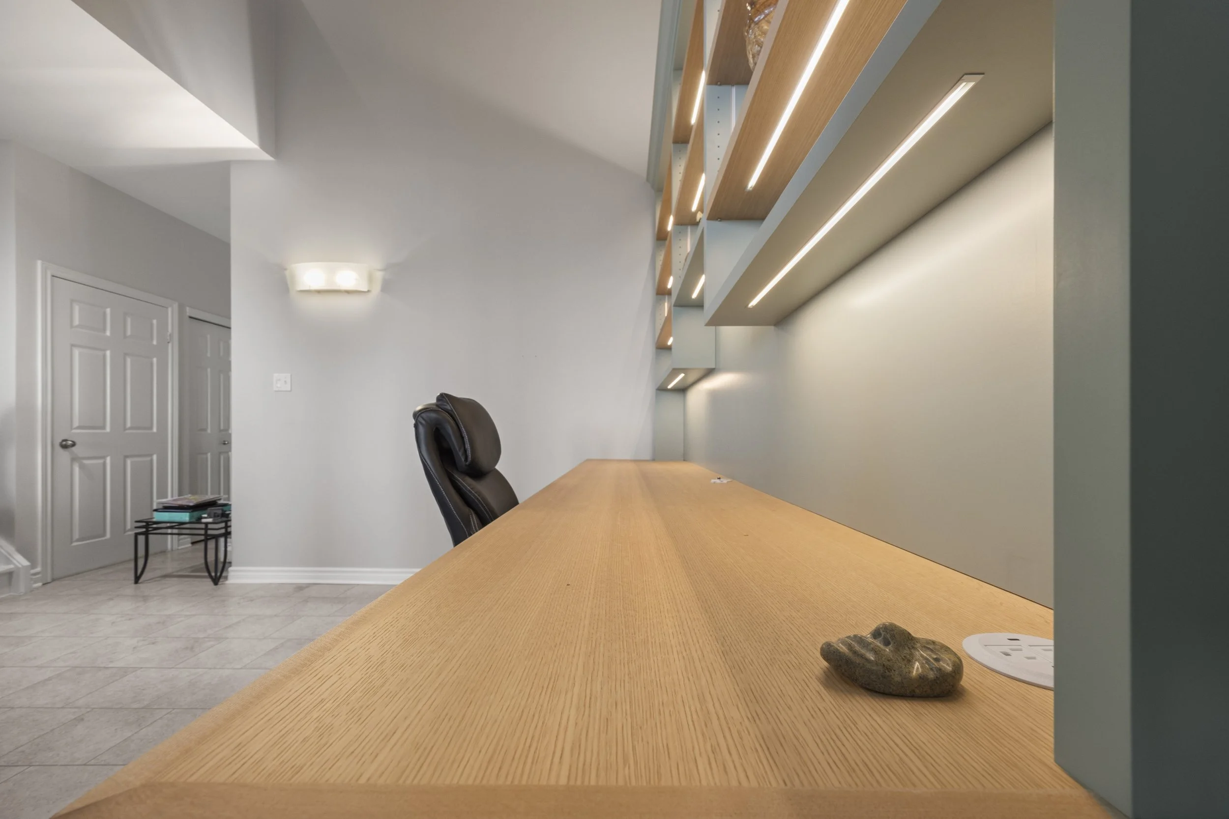 41-374 Front St -11.JPG