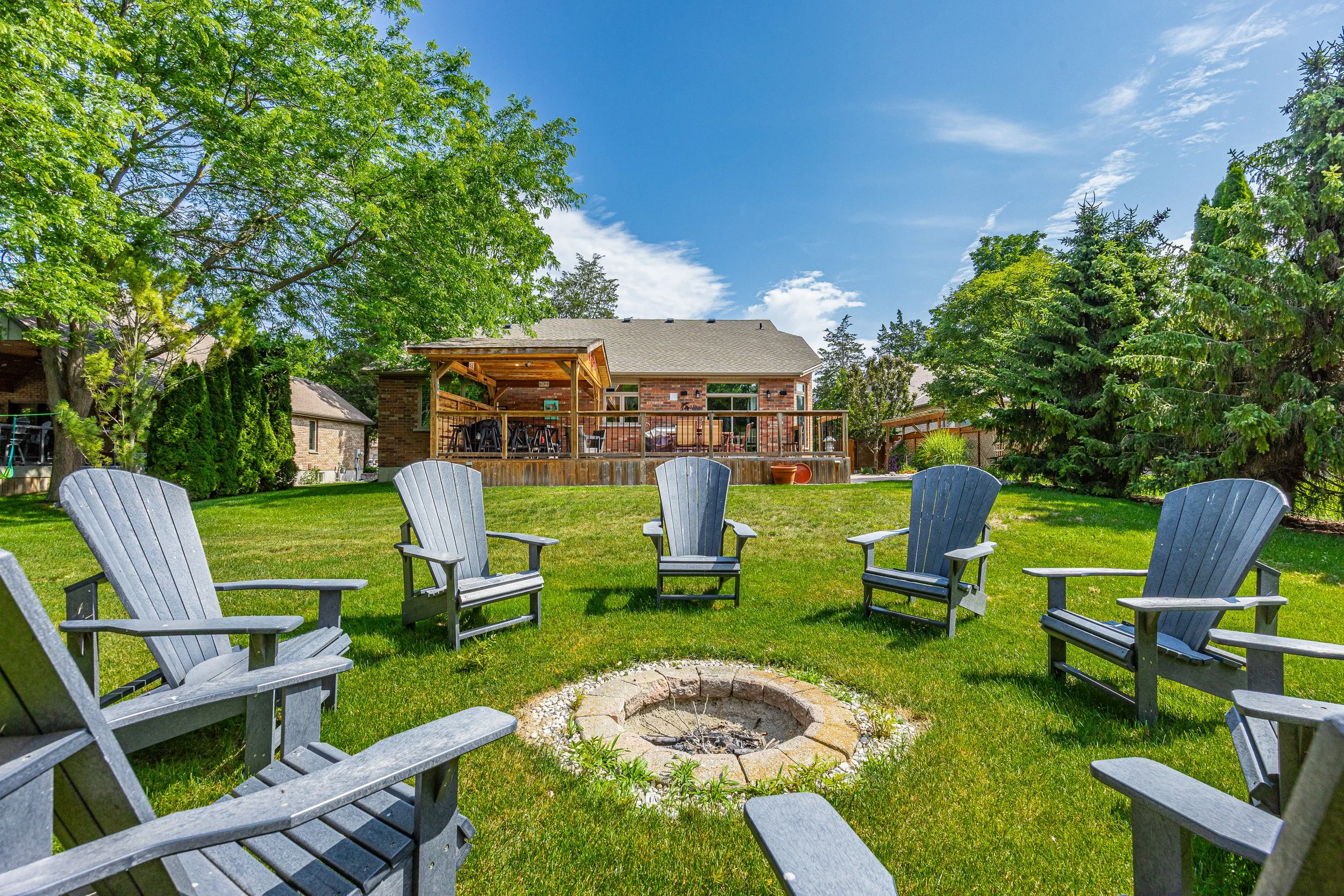 EXT UPDATE - 10159 Meadowlily Cres-20.jpg