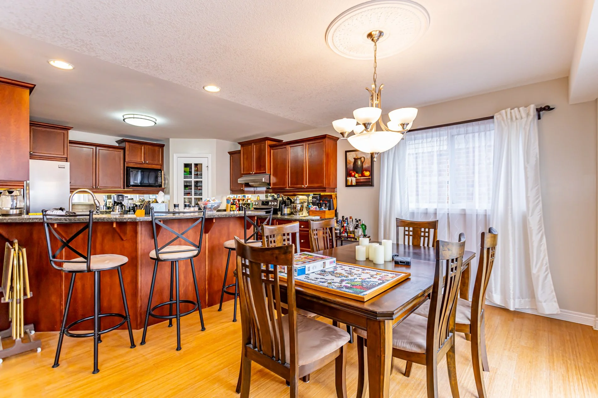 670 N Leaksdale Cir-14.jpg