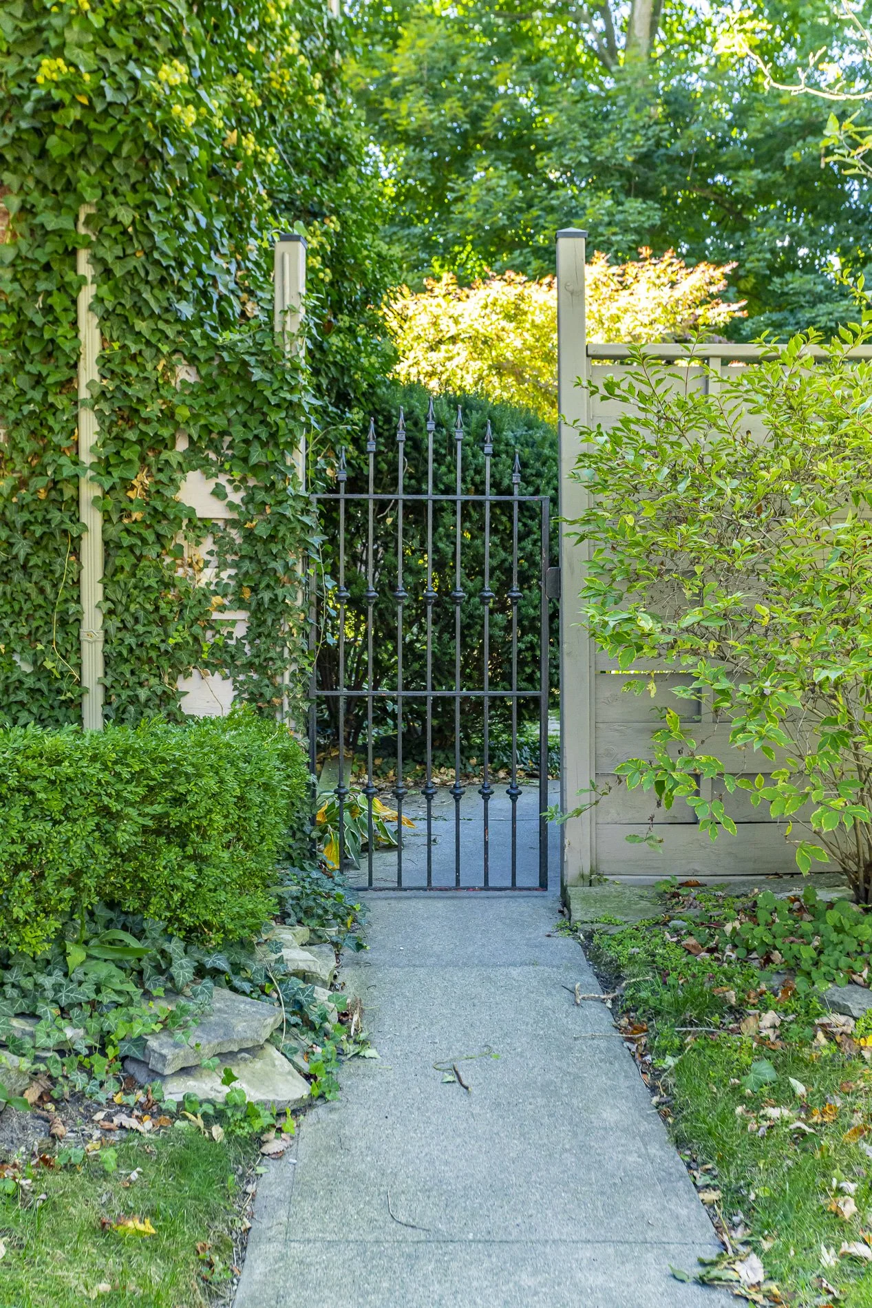 45 Carfrae Cres_04.jpg