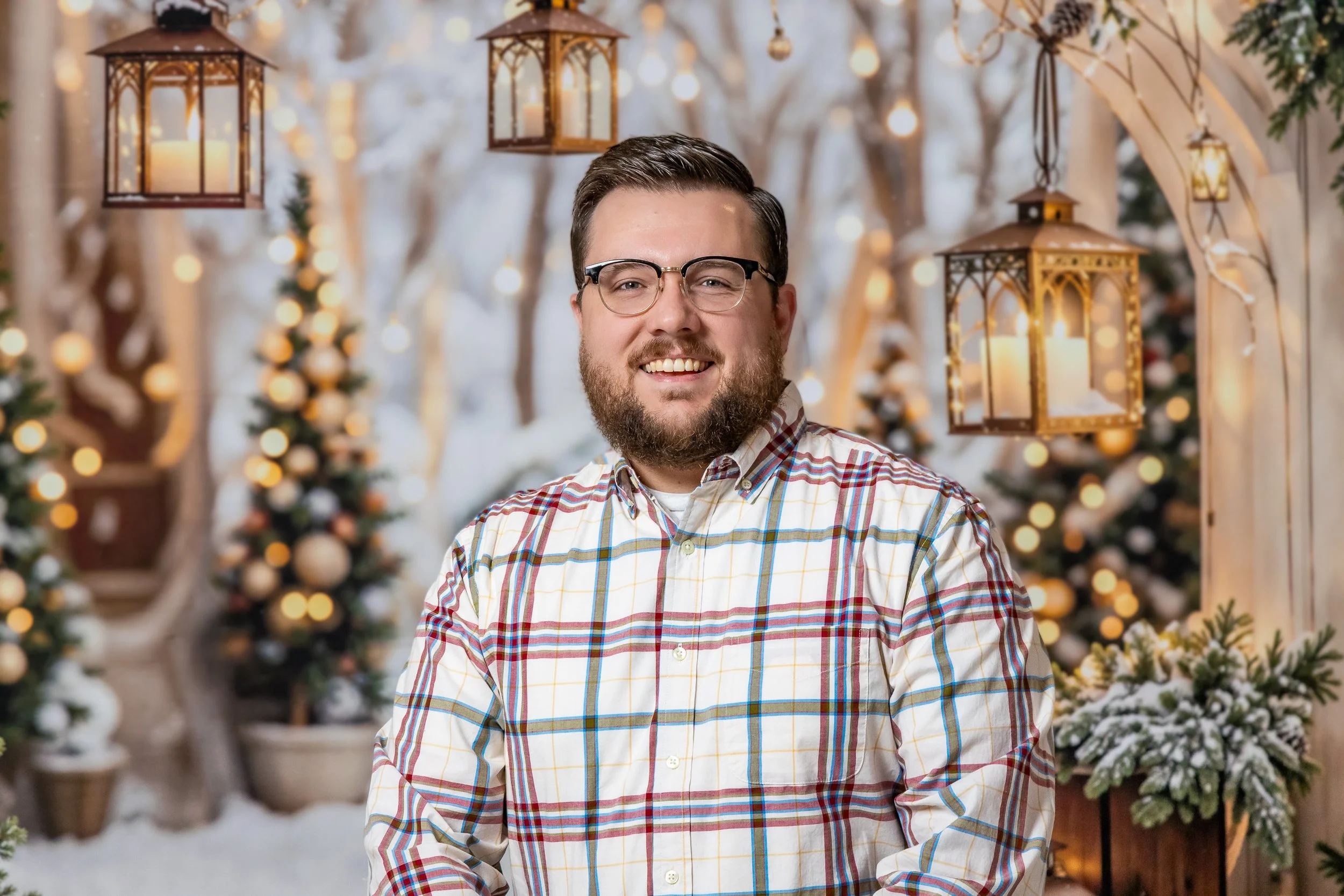 ChristmasMinis_NoraFamily_SOCIAL-23.jpg