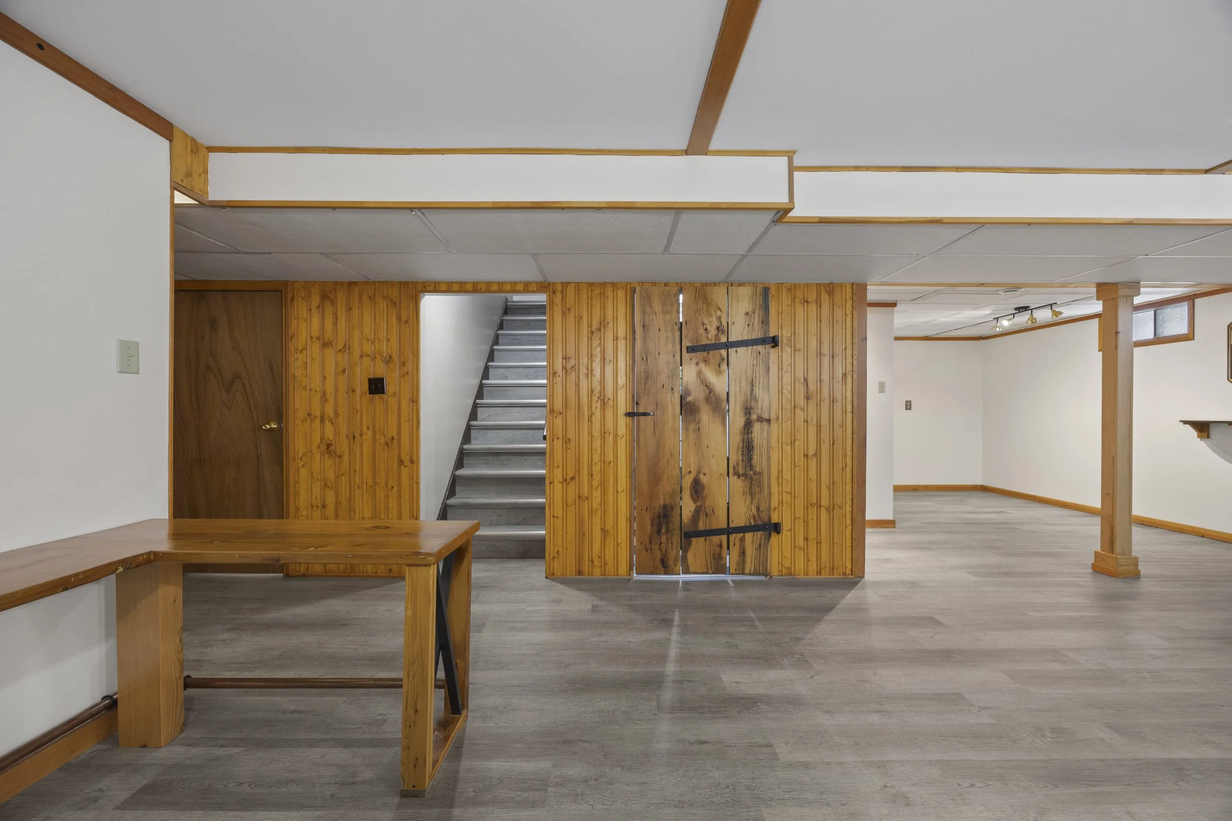 8 East Williams St -29.JPG