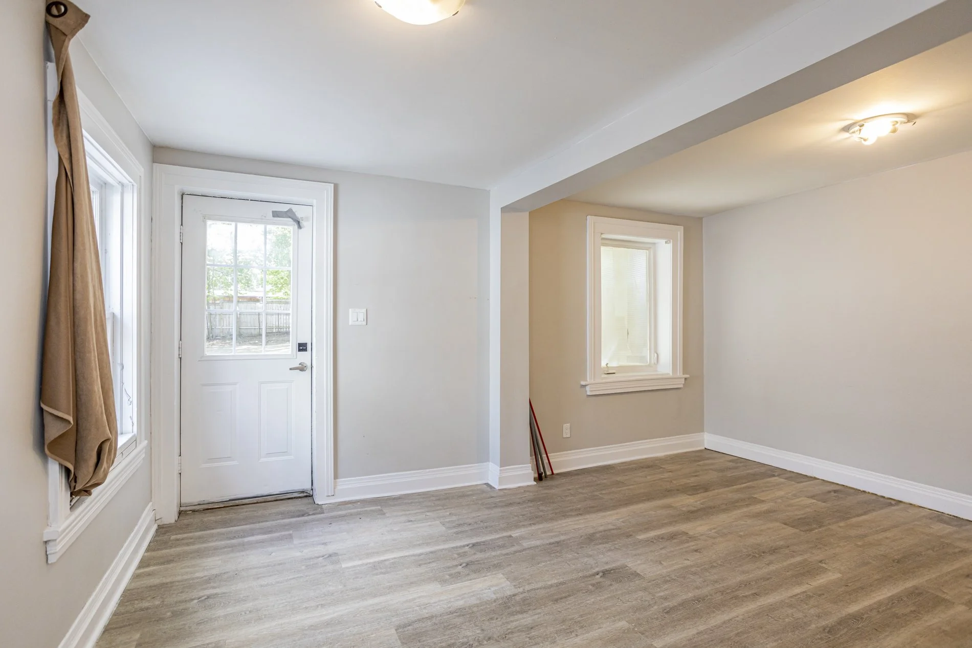 621 Dufferin Ave_11.JPG