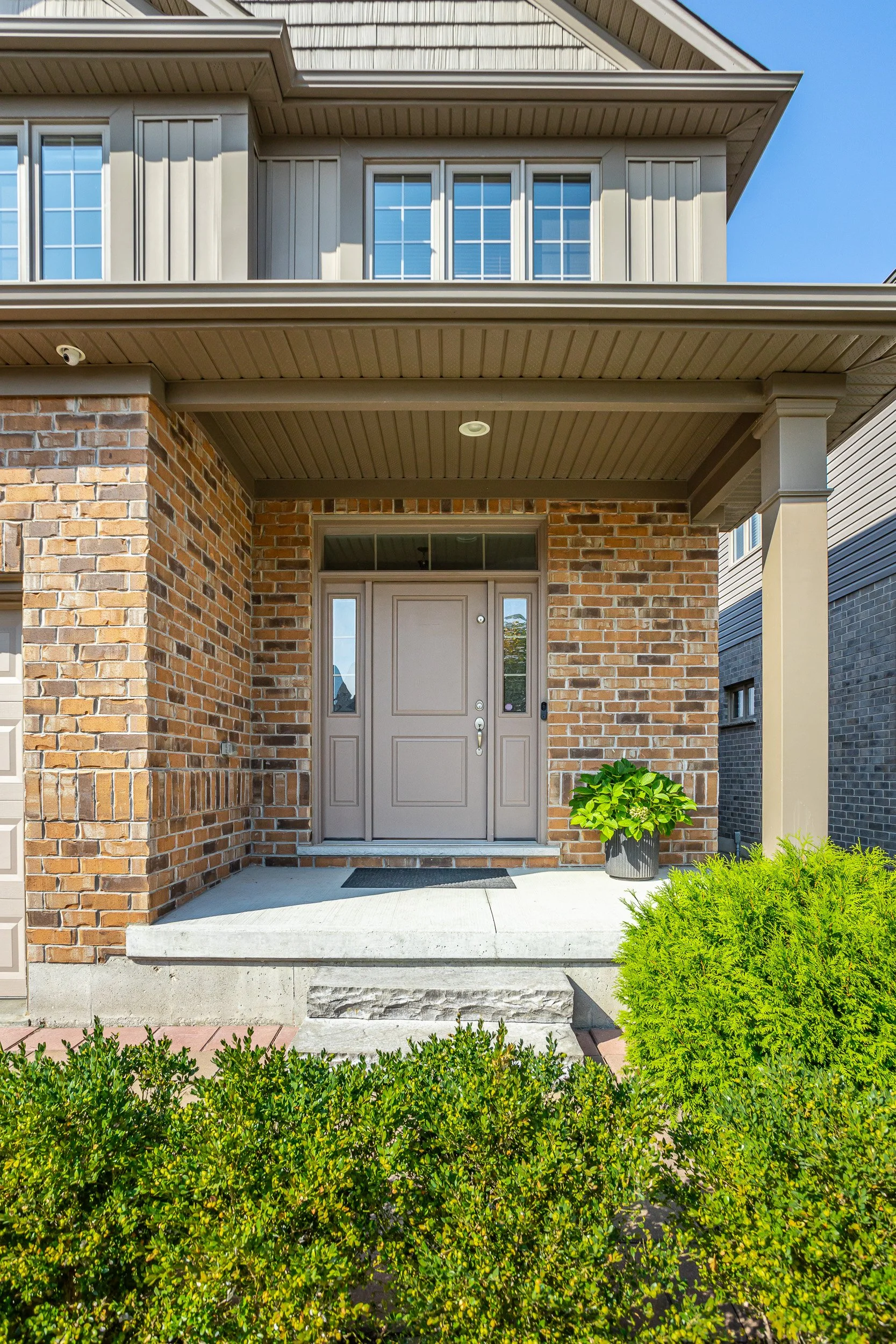 1485 Riverbend Rd-3.jpg