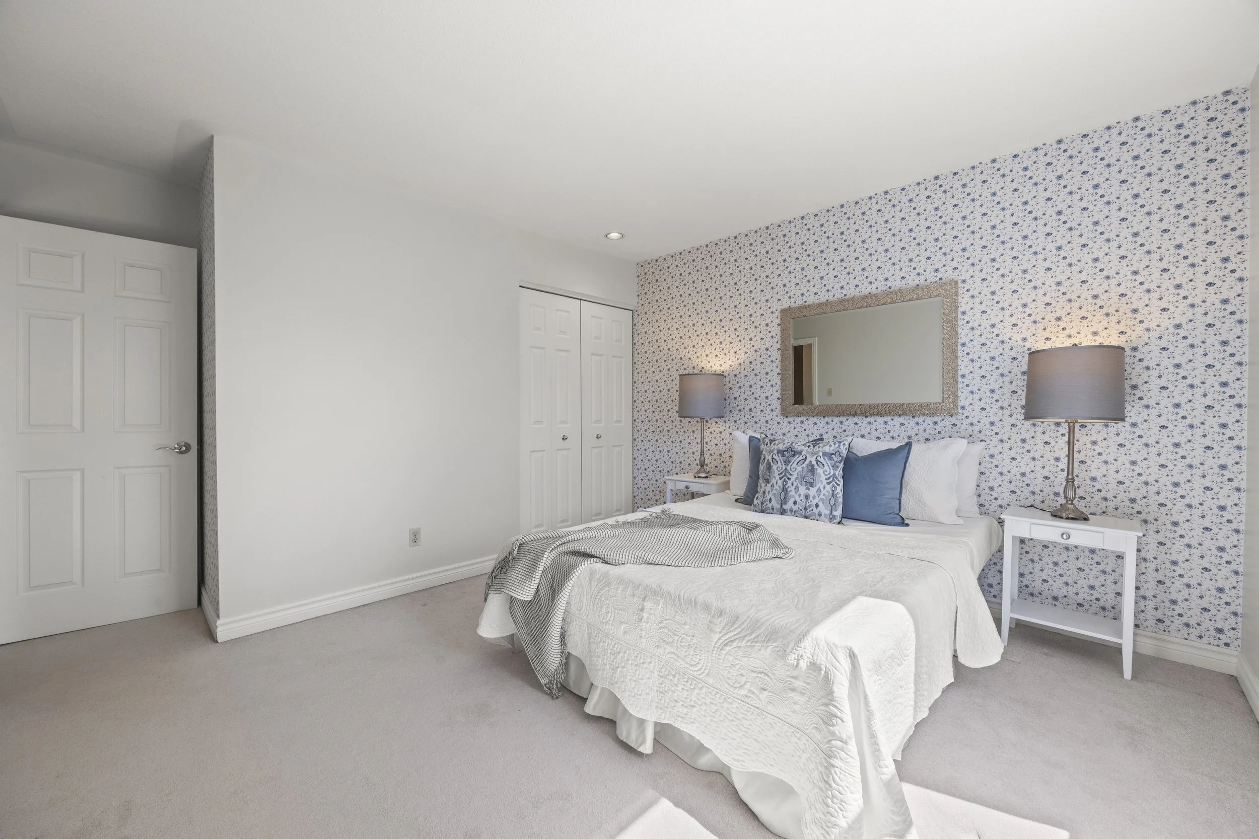 923 Farnham Rd -35.JPG