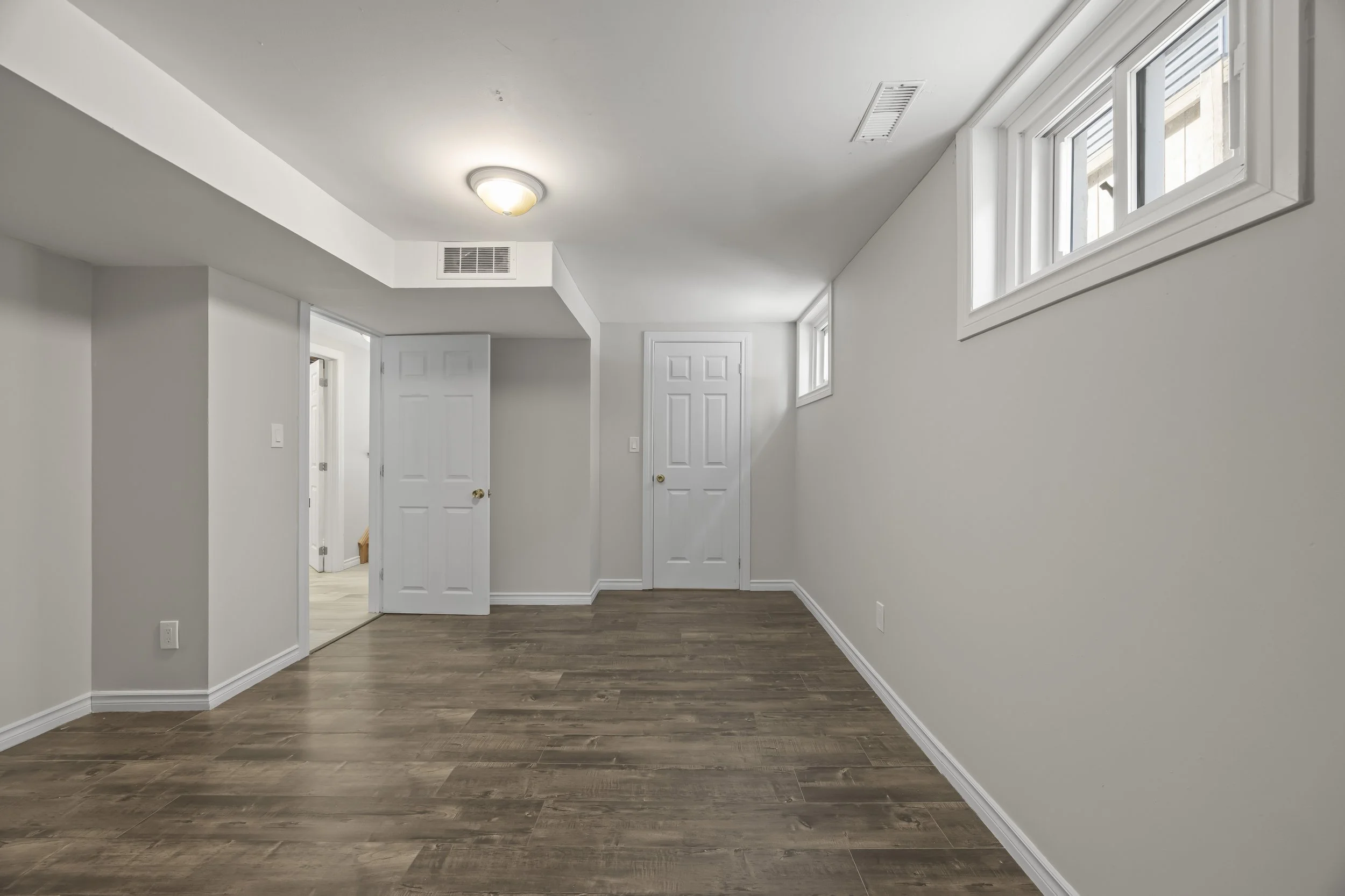 329 Thompson Rd -21.JPG