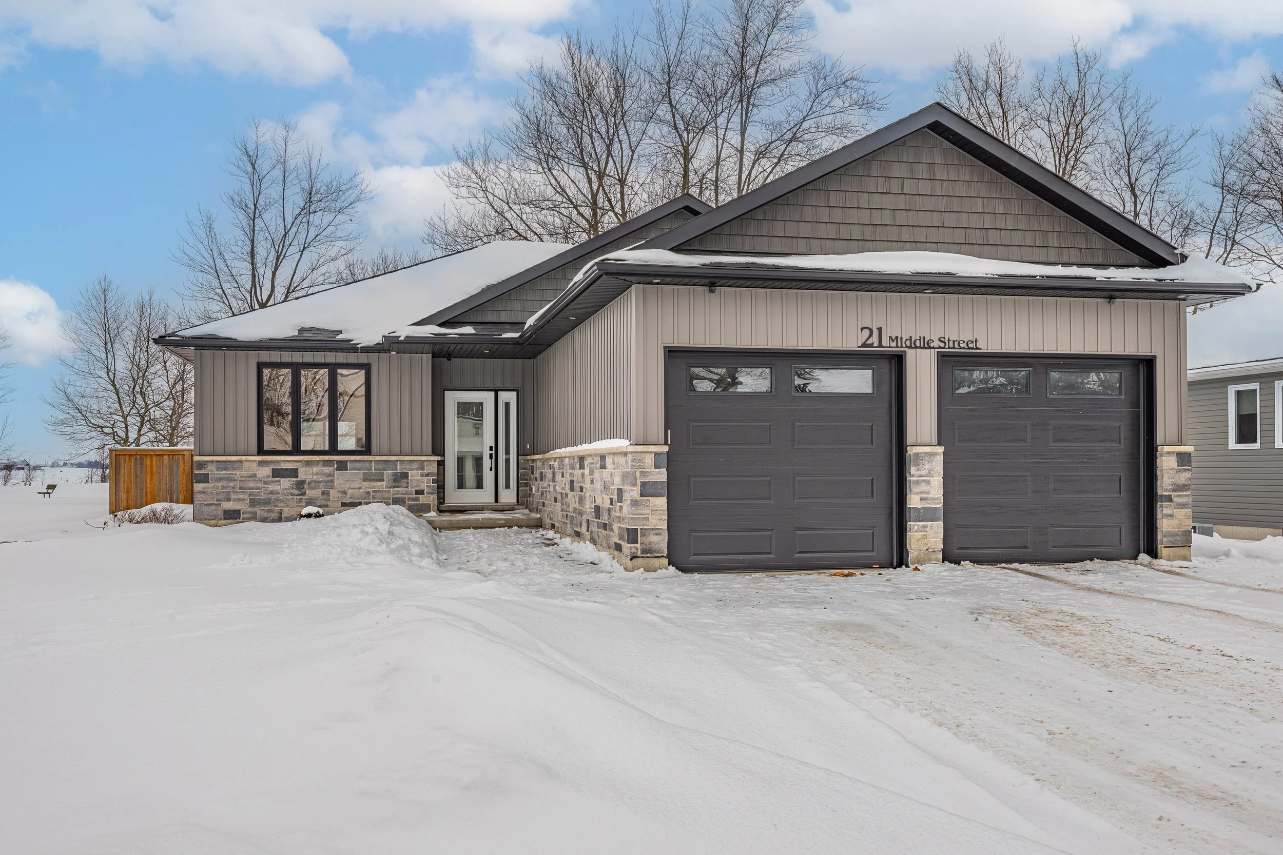 21 Middle St -01.jpg