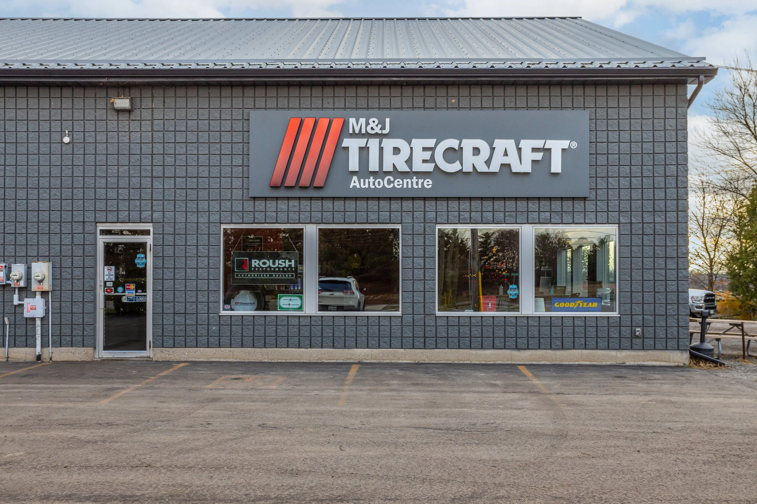 M&J Tirecraft-5.jpg
