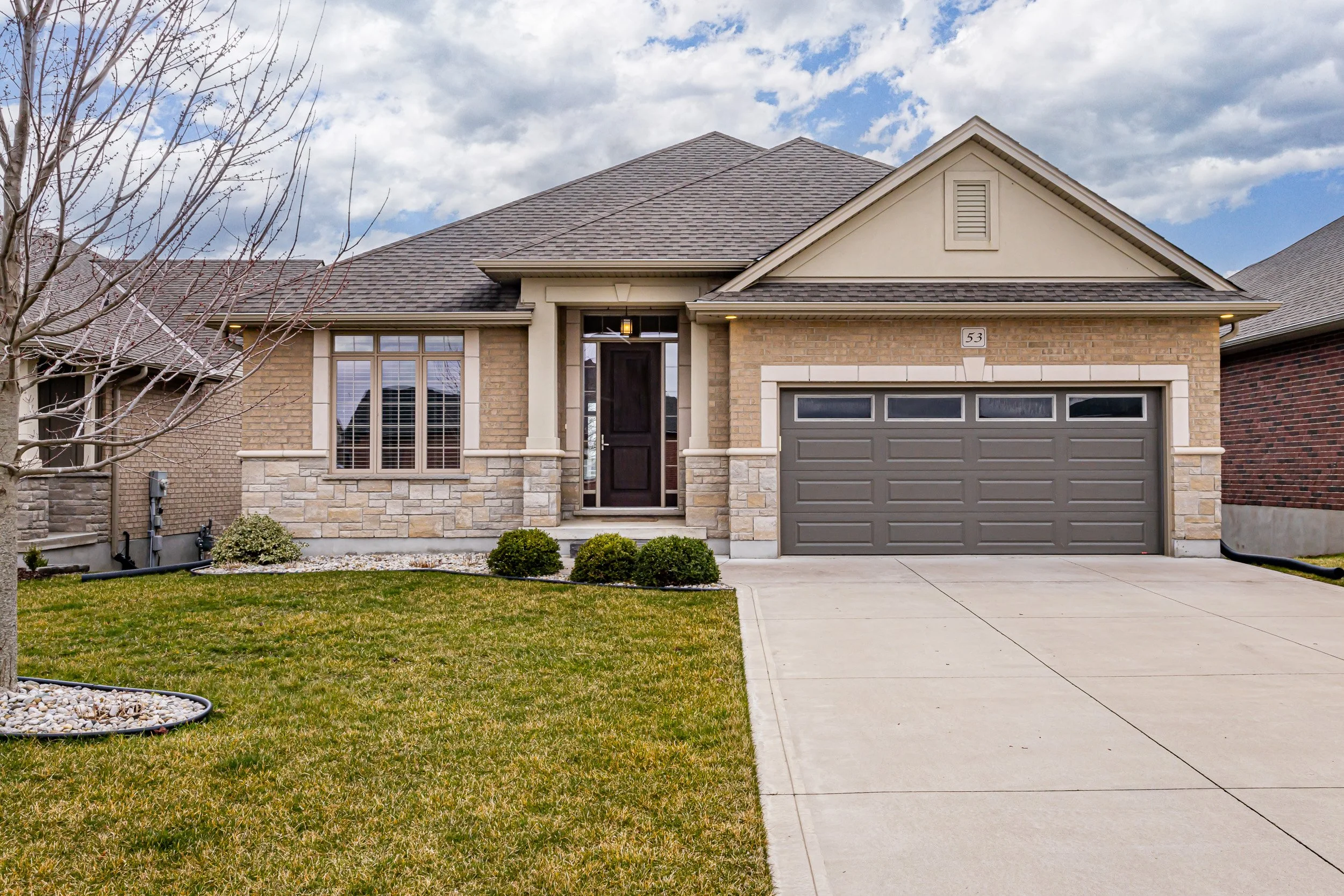 53 Nicoles Trail-1.jpg