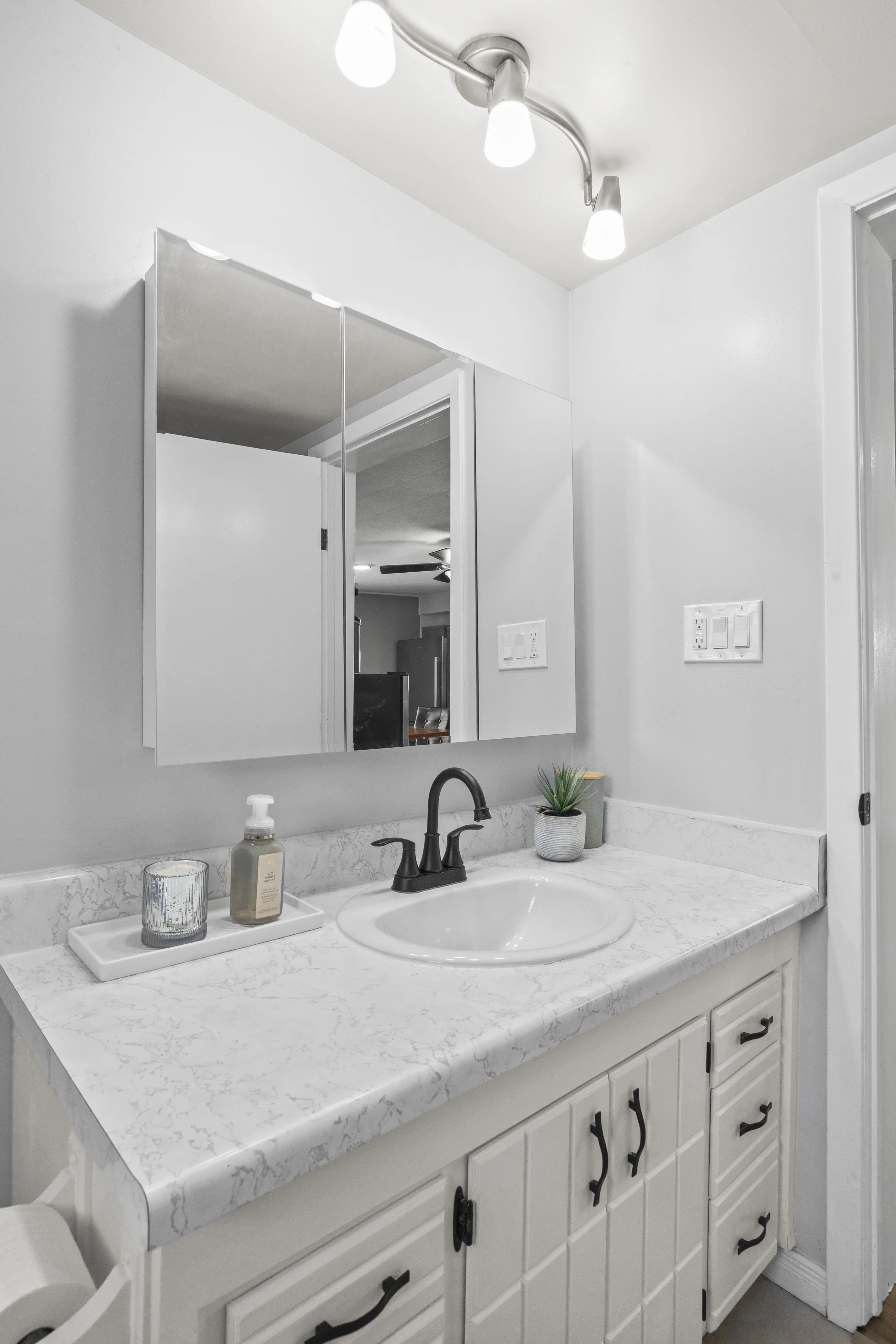 150 Mill St -22.JPG