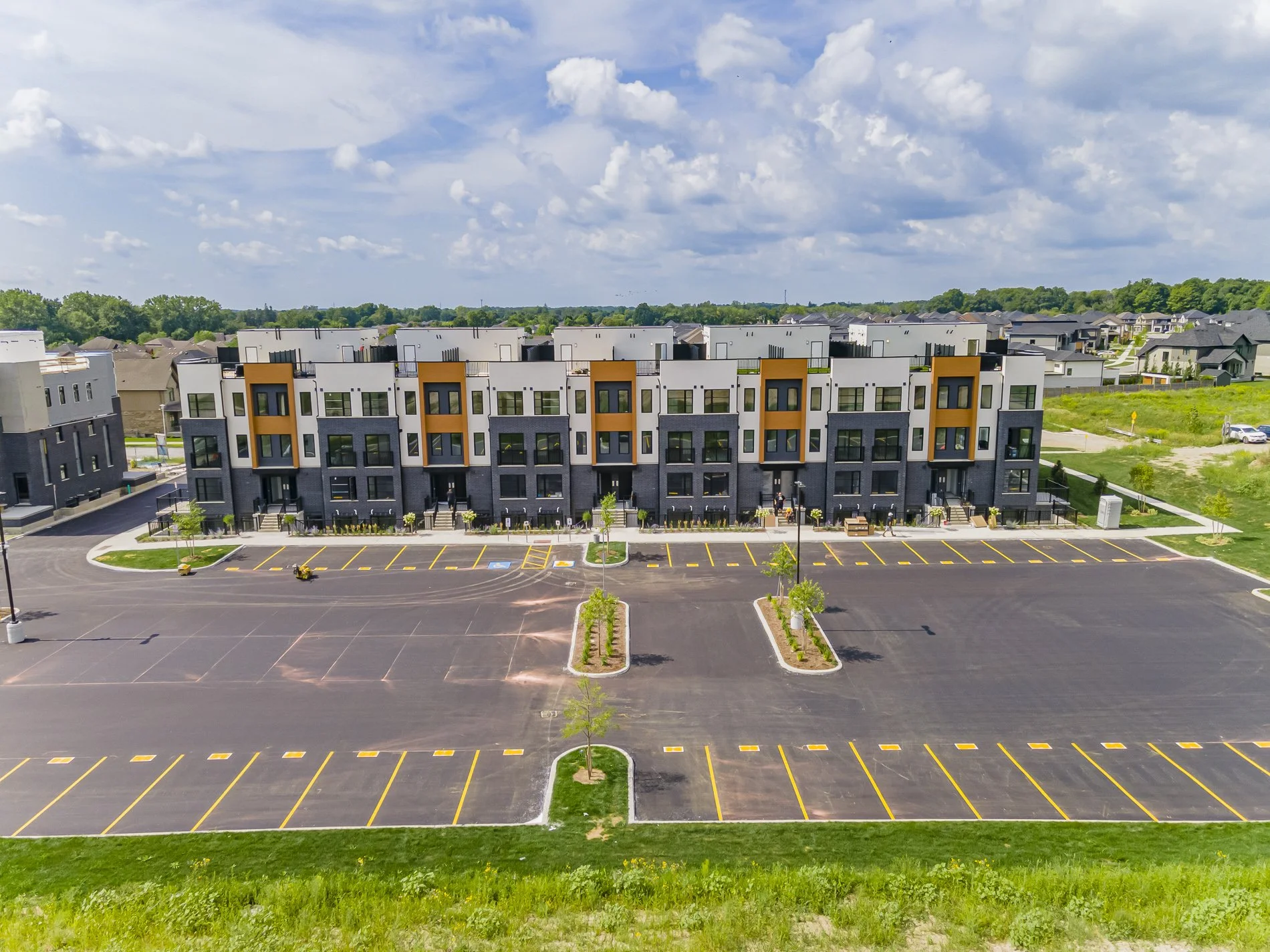 177-3900 Savoy St_22.jpg