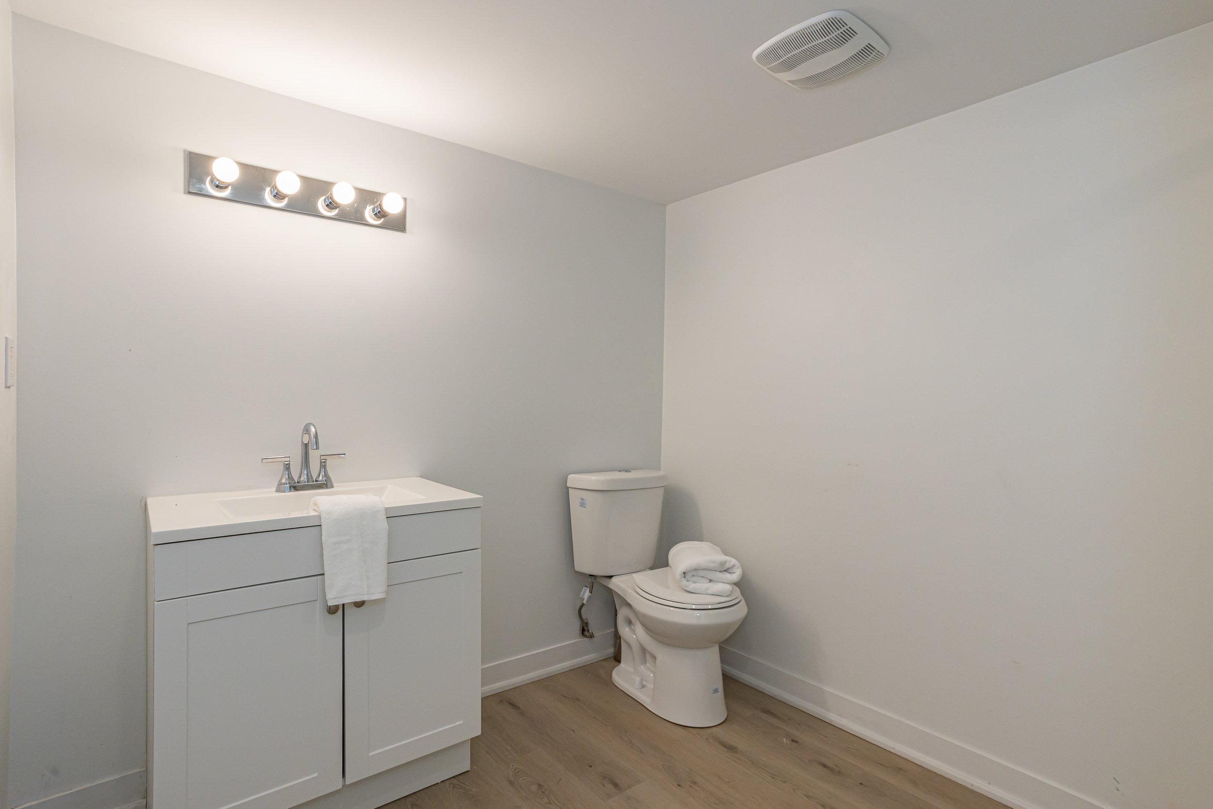 146 Burnside Dr-30.jpg