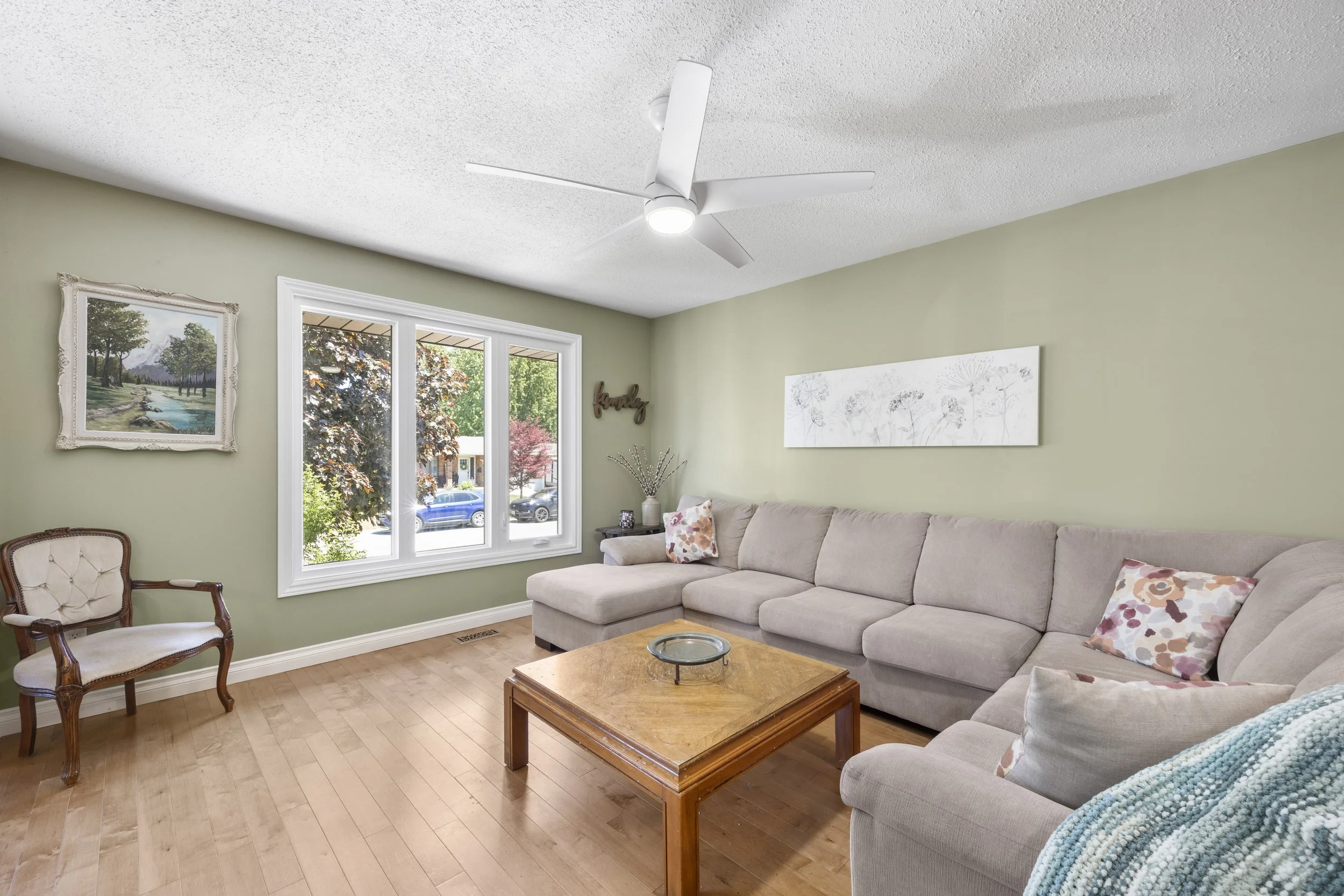 11 Brennan Dr -11.JPG