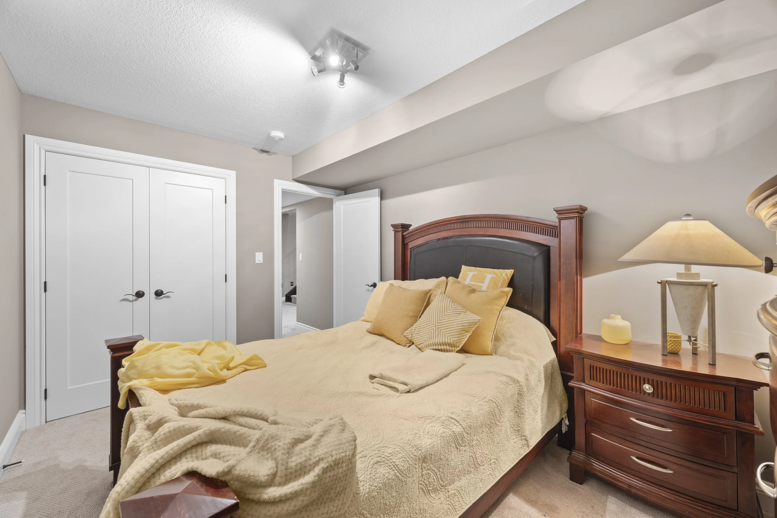 941 Longworth Rd -37.JPG